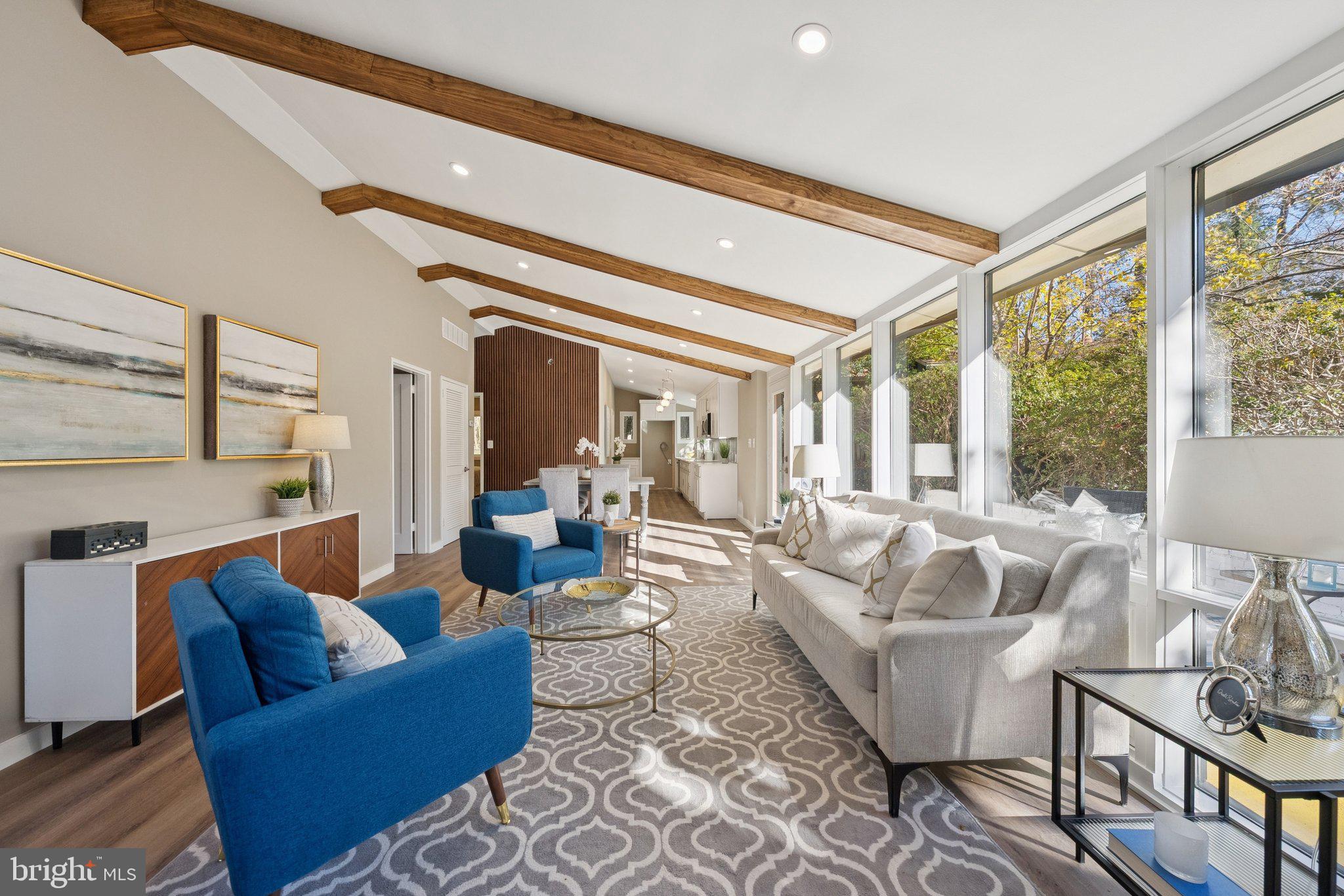 HAMMOND WOODS - Residential