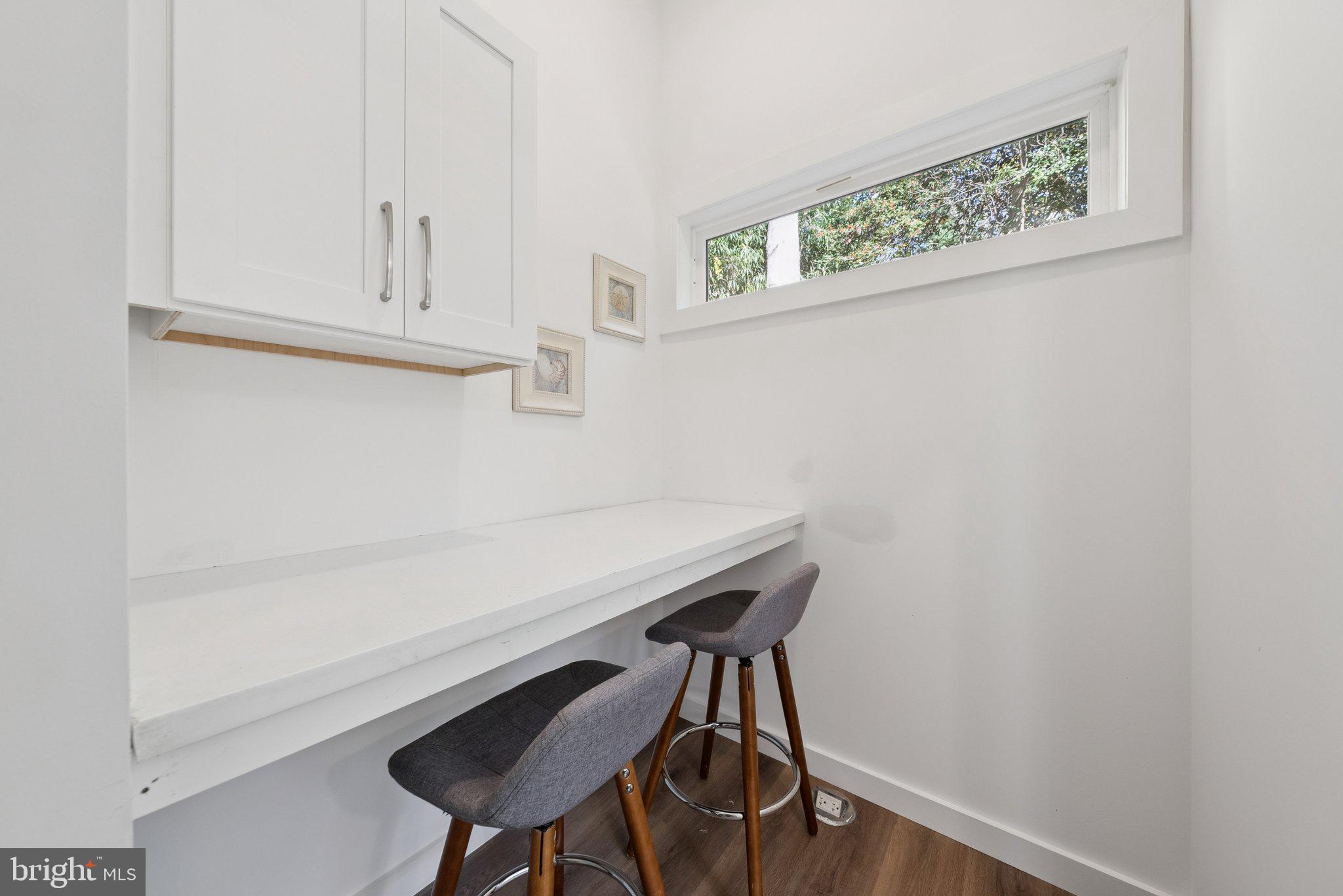 HAMMOND WOODS - Residential