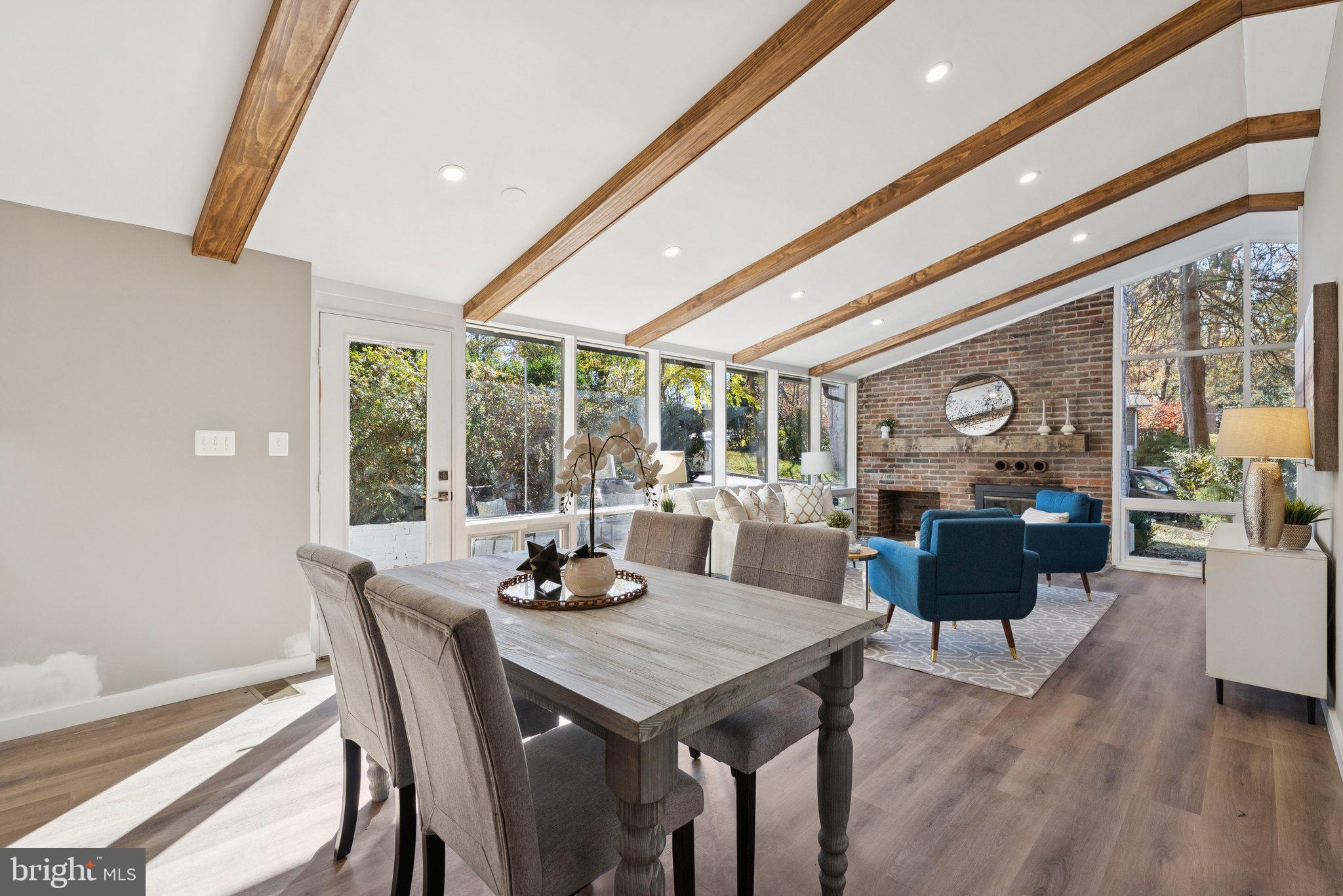 HAMMOND WOODS - Residential