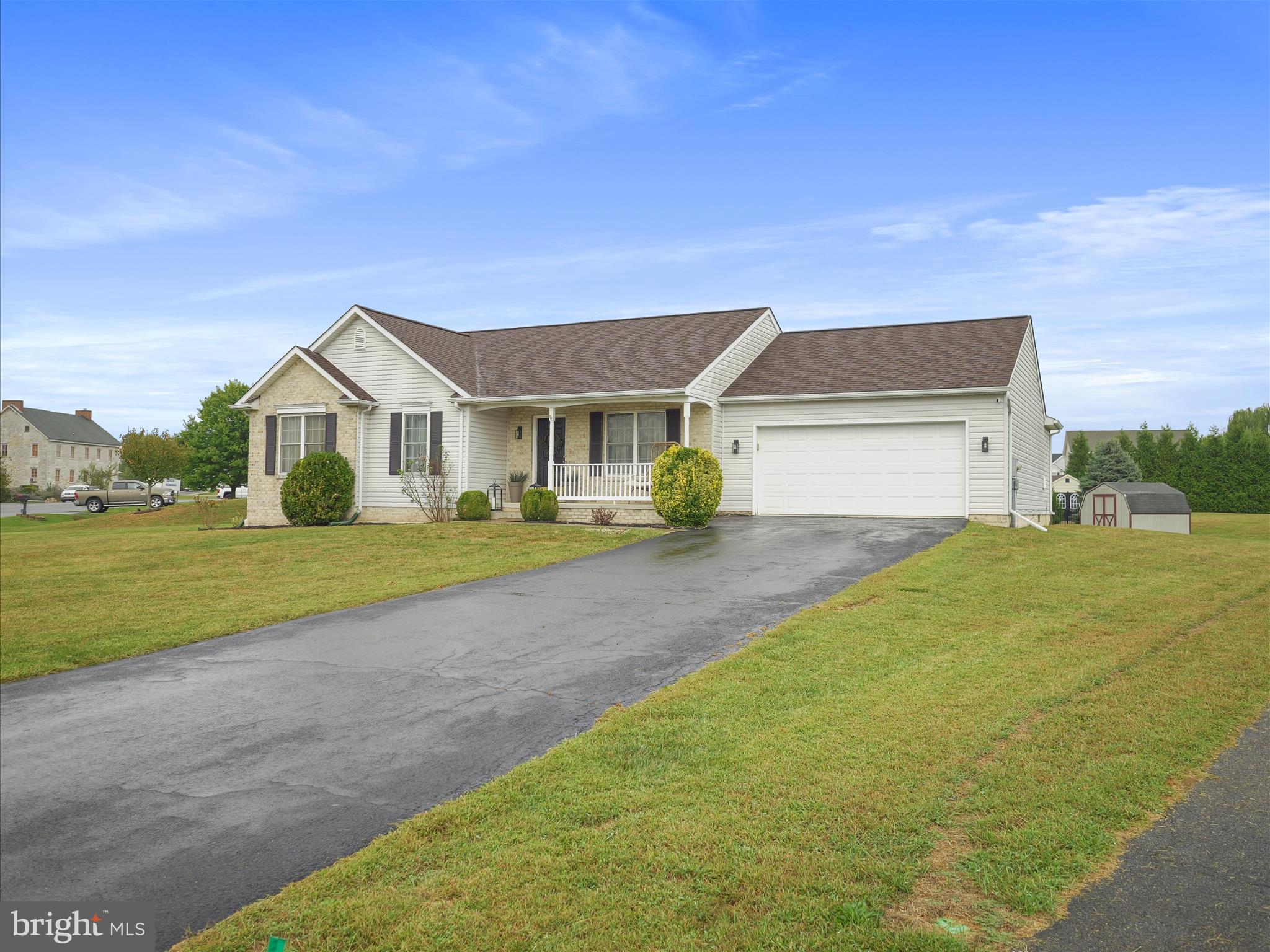 MAUGANS MEADOWS - Residential