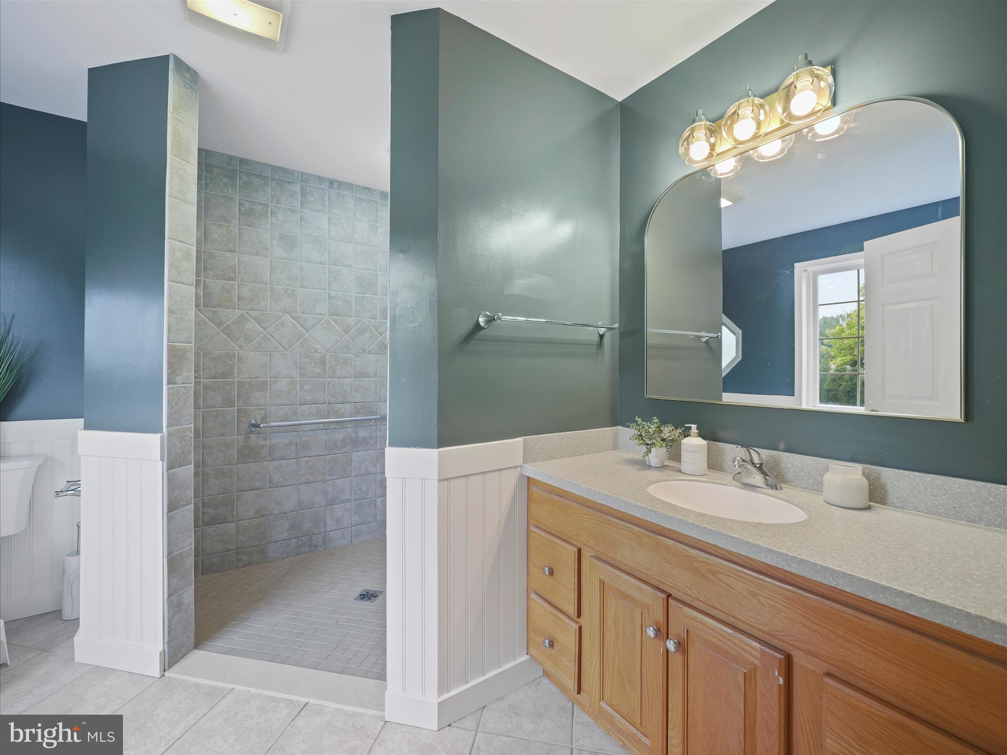 MAUGANS MEADOWS - Residential