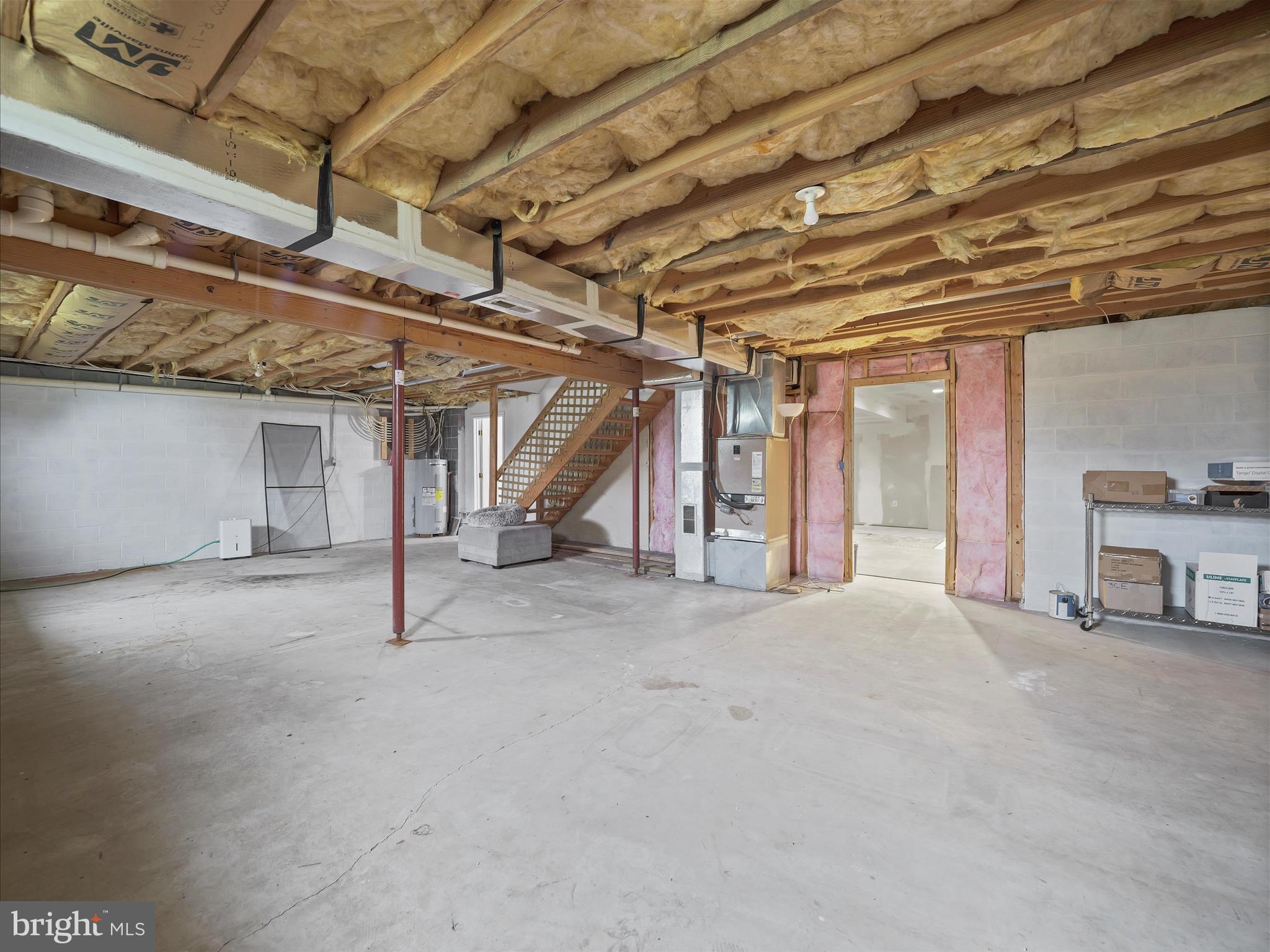 MAUGANS MEADOWS - Residential