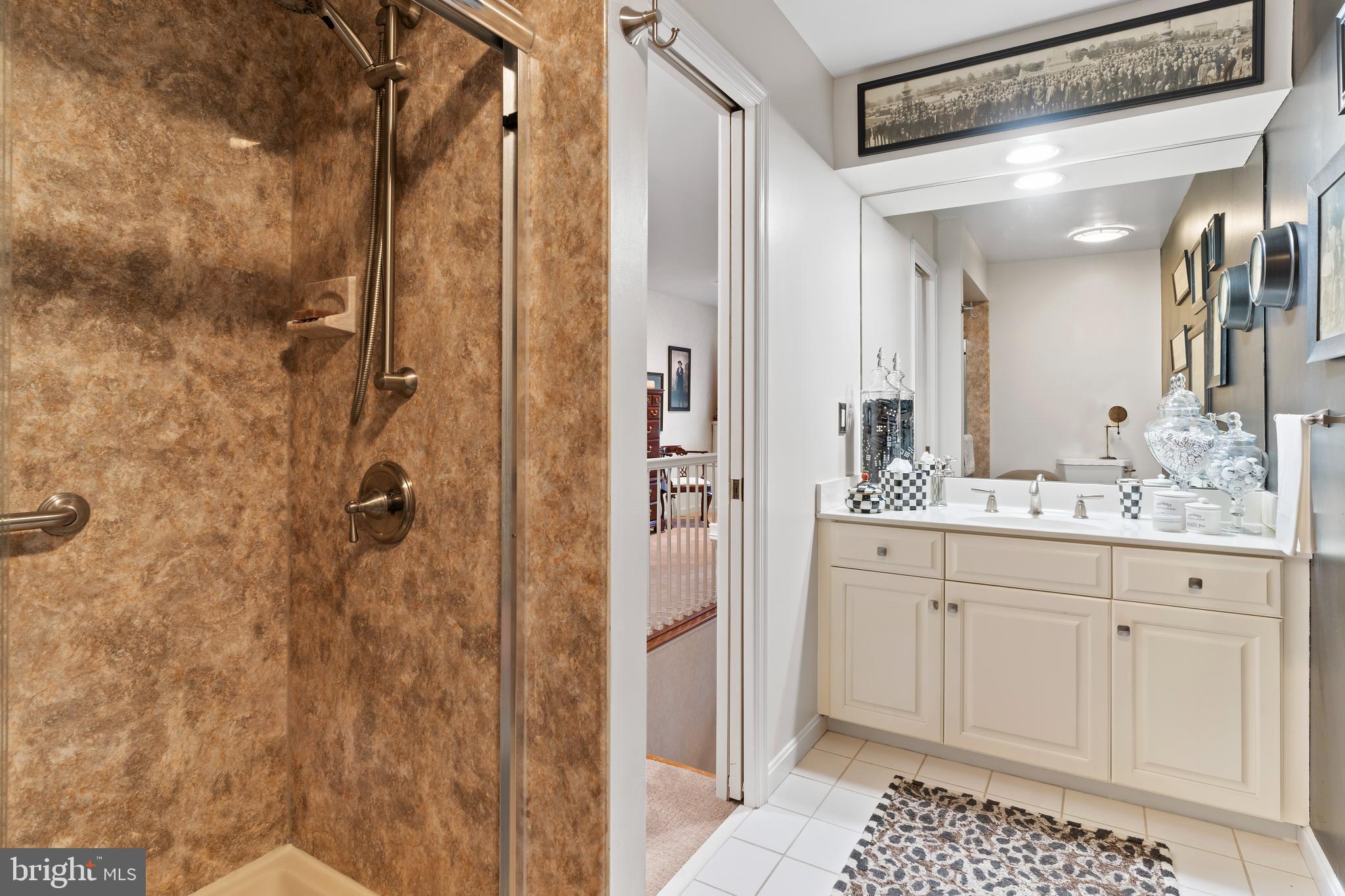 DEVONSHIRE SQUARE - Residential