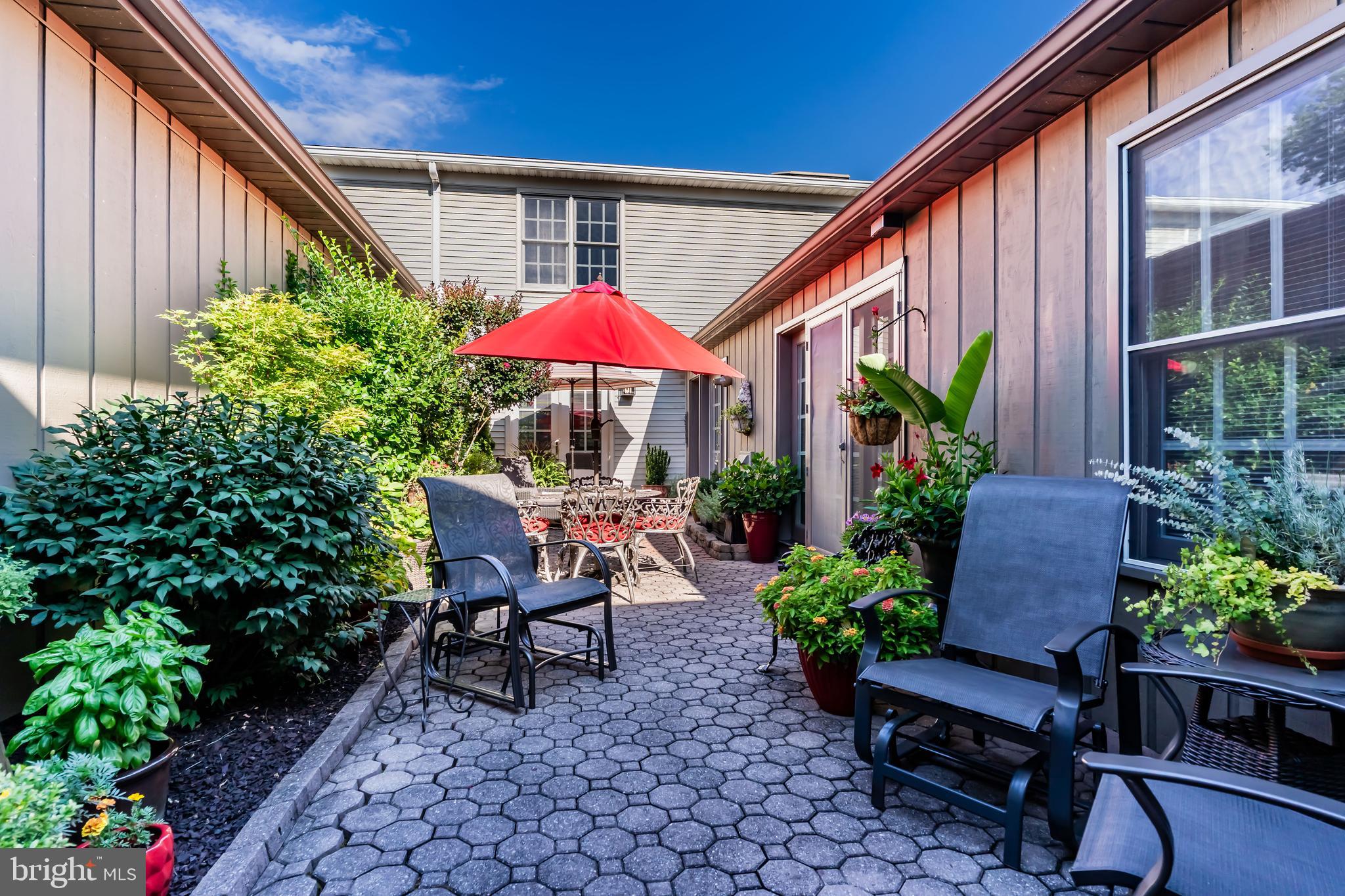 DEVONSHIRE SQUARE - Residential