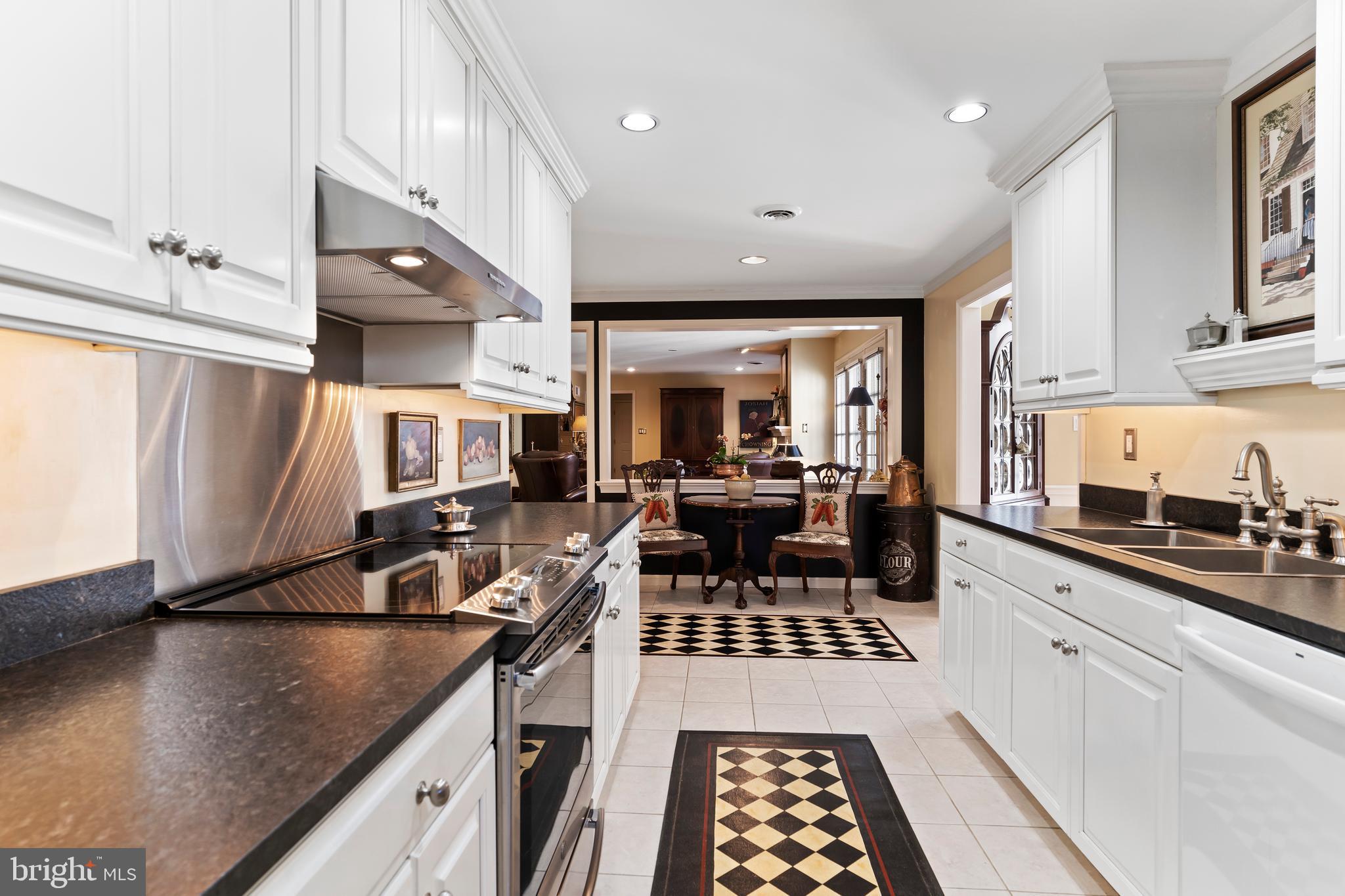 DEVONSHIRE SQUARE - Residential