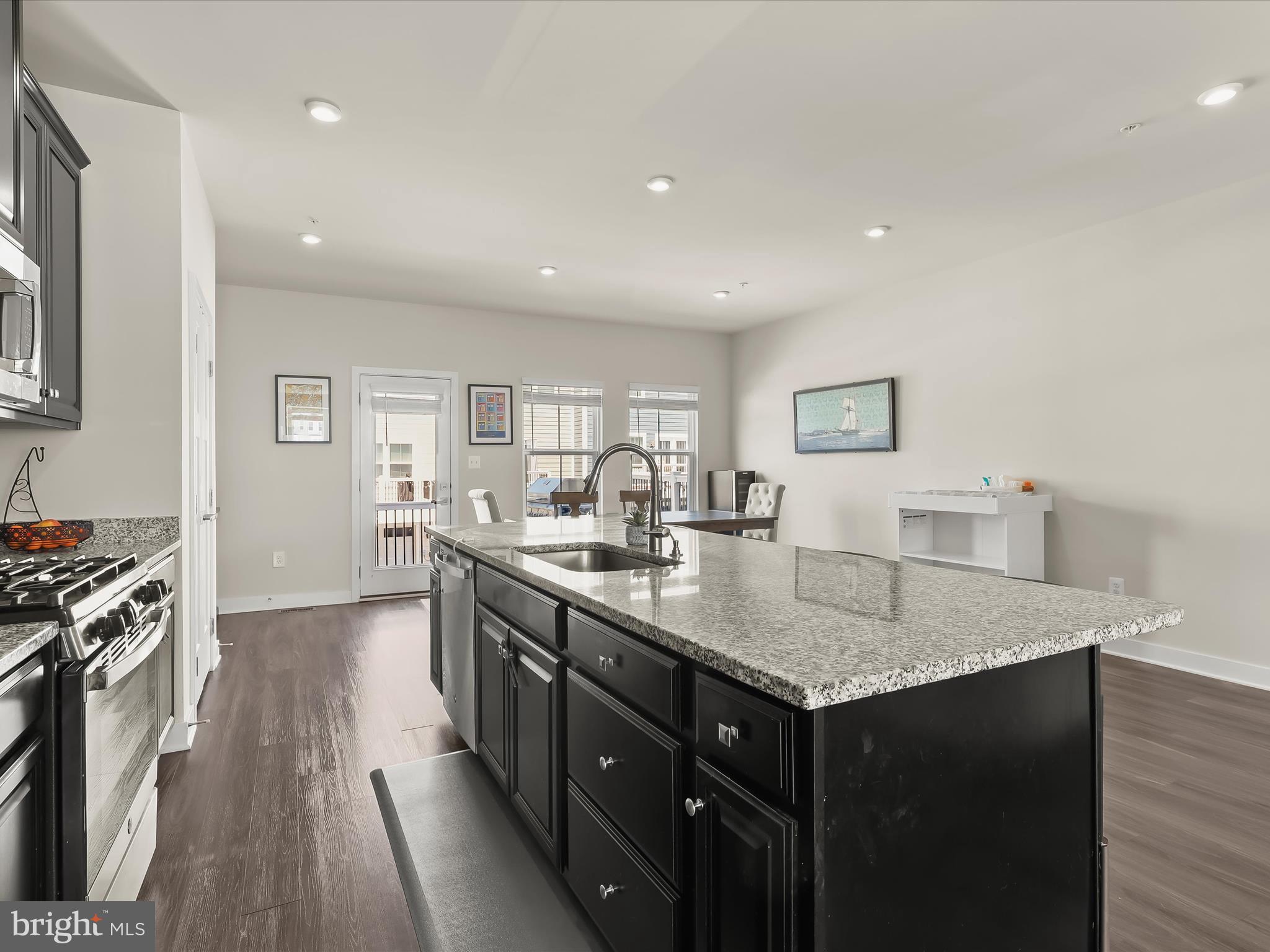 GREENLEIGH AT CROSSROADS - Residential