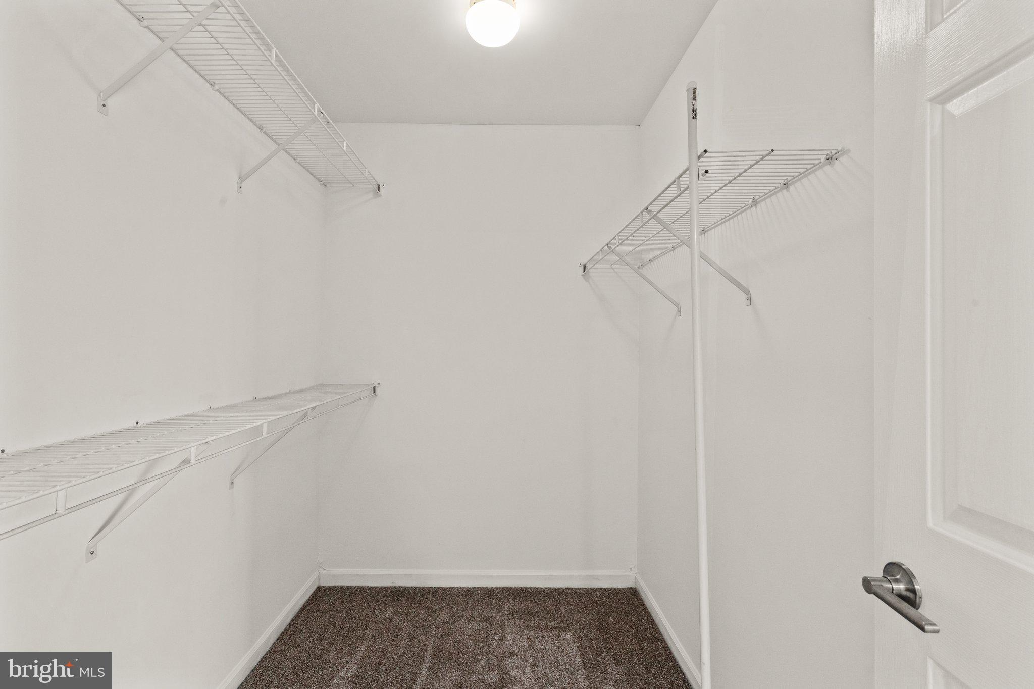 BELLE MANOR - Residential