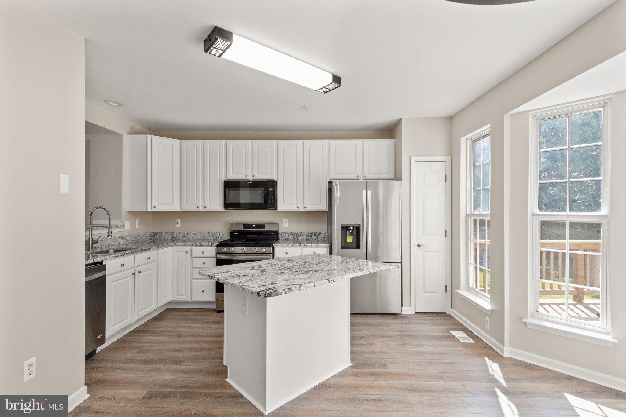 BELLE MANOR - Residential