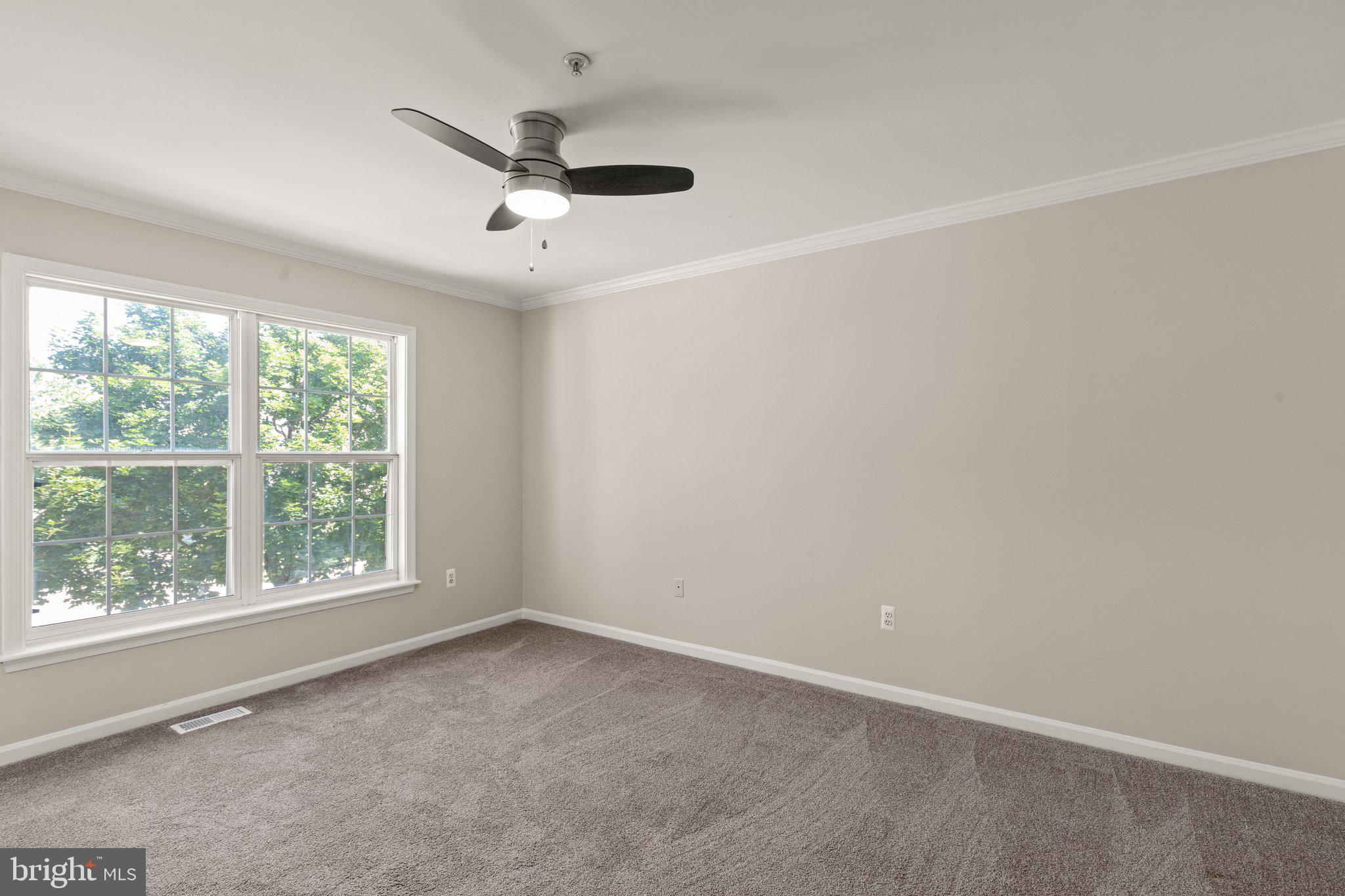 BELLE MANOR - Residential