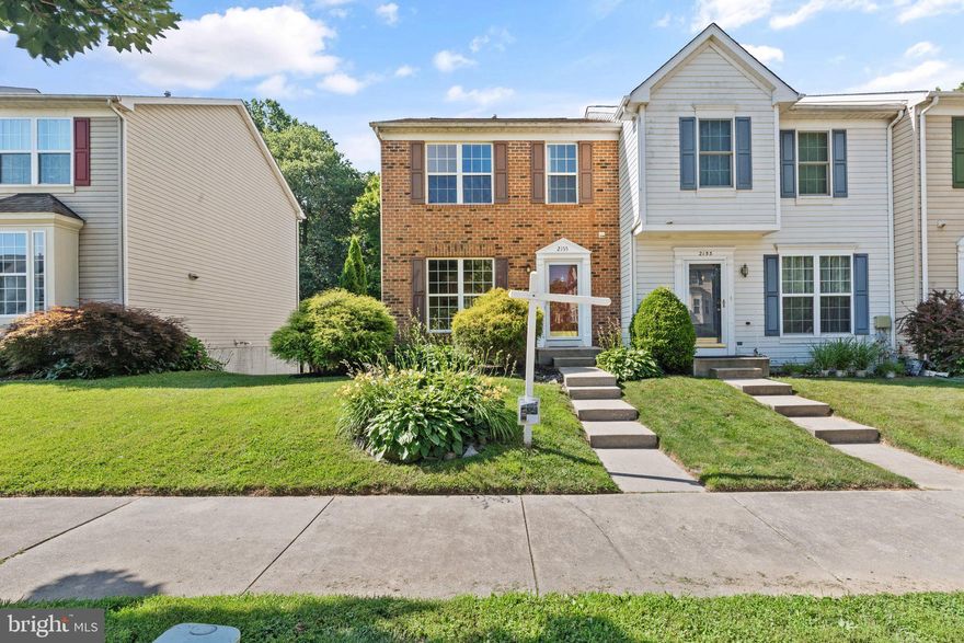 Multiple offers received You won't want to miss this beautiful 2 Bed. 3.5 Bath end-of-group townhome back to woods in Belle Manor and available for quick delivery! Enjoy your summer in your new home with a community pool. So many wonderful updates freshly painted throughout, LVF throughout most of the house, kitchen located in the back with freshly painted white 42" cabinets, gorgeous Granite countertops, spacious table space, and sliding door to a large deck w/stairs overlooking a great backyard. The second level features two primary bedrooms with en-suites. Finished lower level w/walk-out, office/optional 3rd bedroom (no window), laundry, full bath, and family room. Beautiful home and seller is providing a 1-year home warranty for the new buyers. Call today for your private showing!