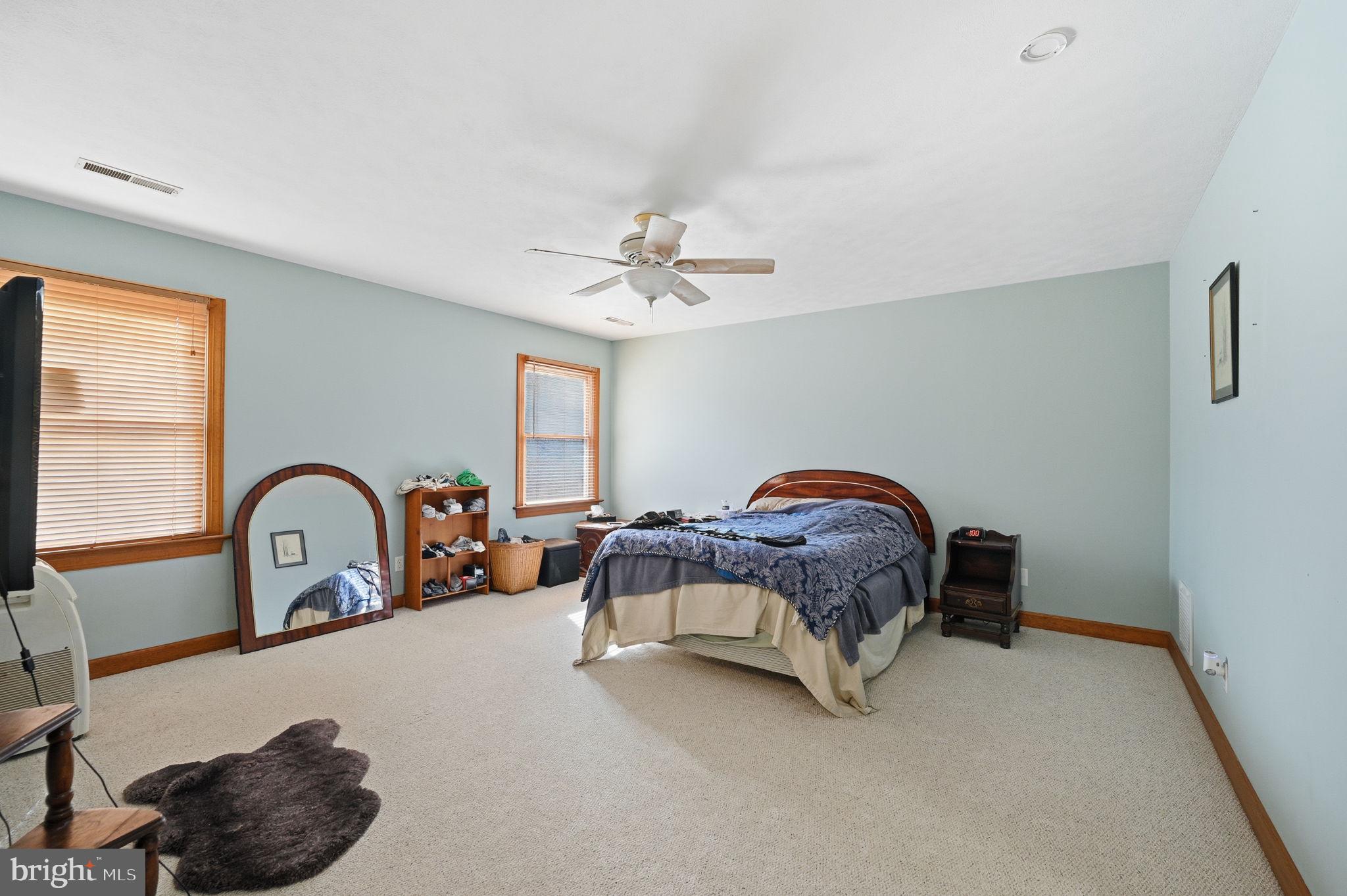 LAKE MONTICELLO - Residential