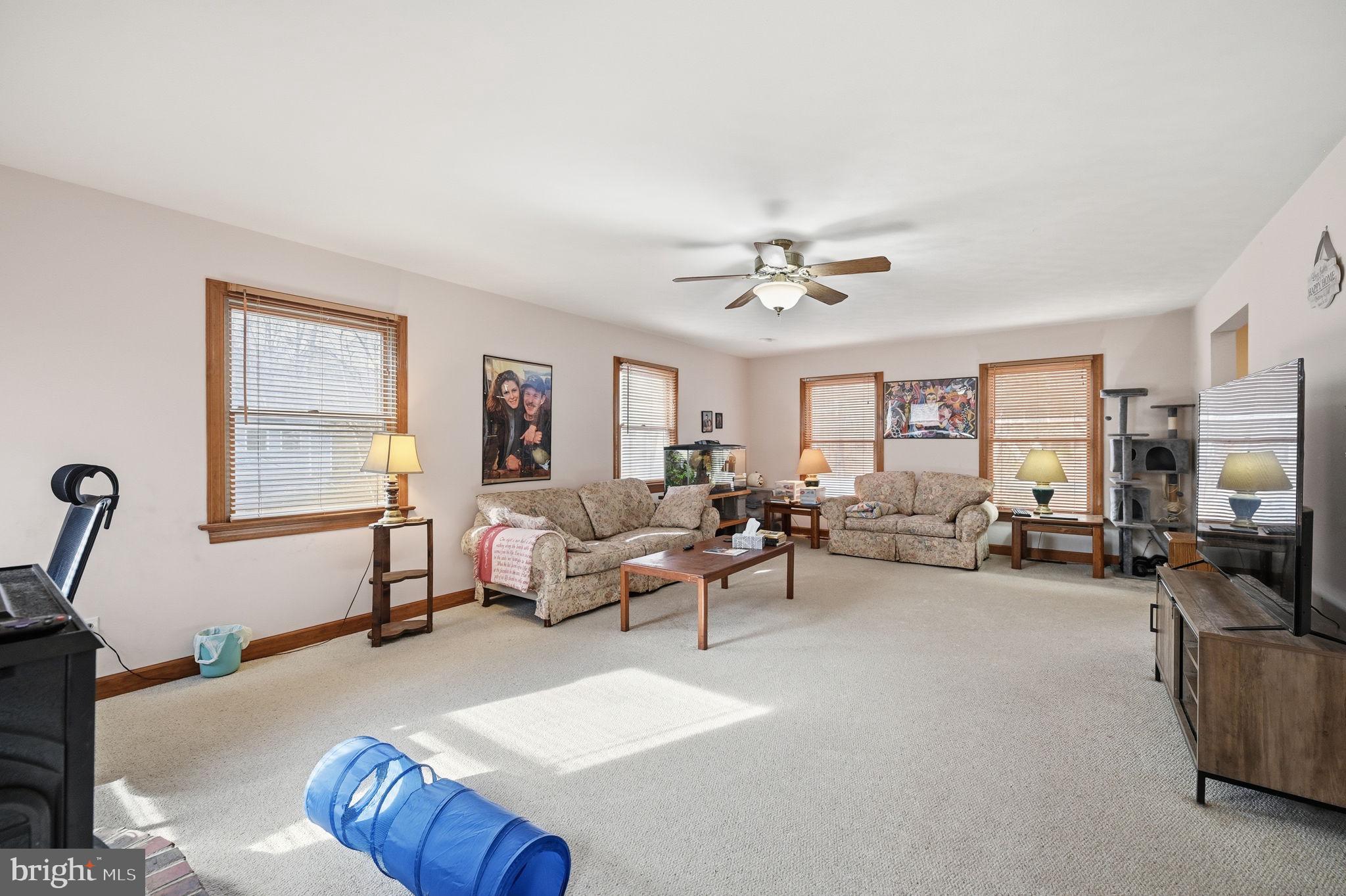 LAKE MONTICELLO - Residential