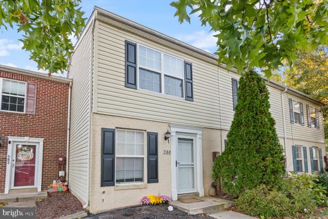 584 COTSWOLD COURT FREDERICK MD 21703