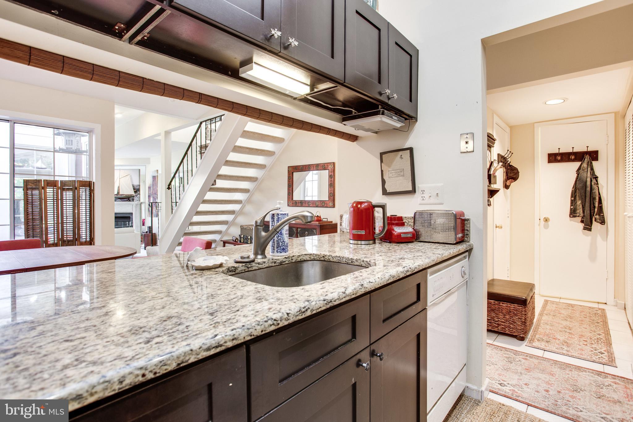 DOCKSIDE - Residential