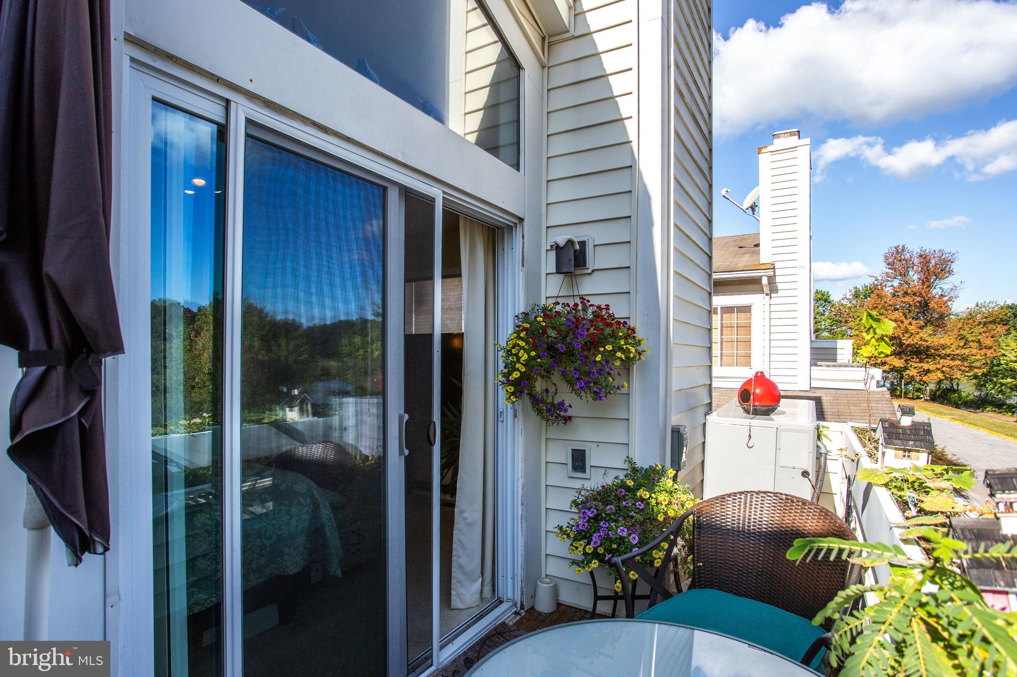 DOCKSIDE - Residential