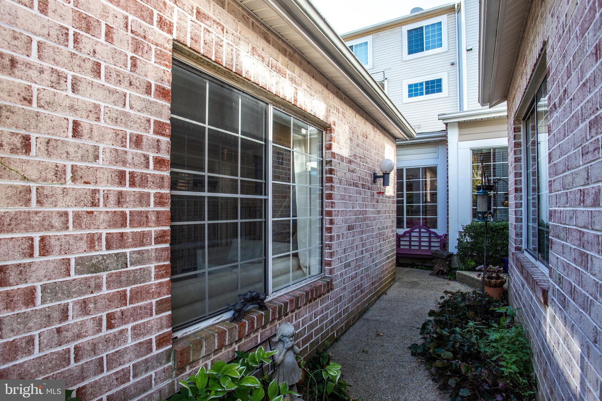 DOCKSIDE - Residential