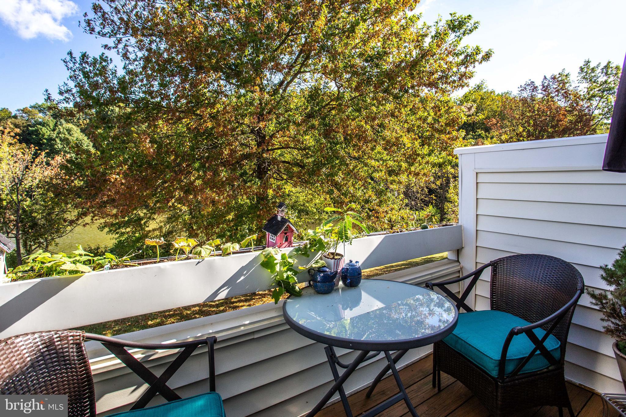 DOCKSIDE - Residential