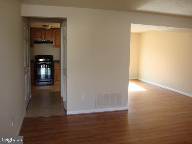 ST CHARLES BANNISTER - Residential Lease