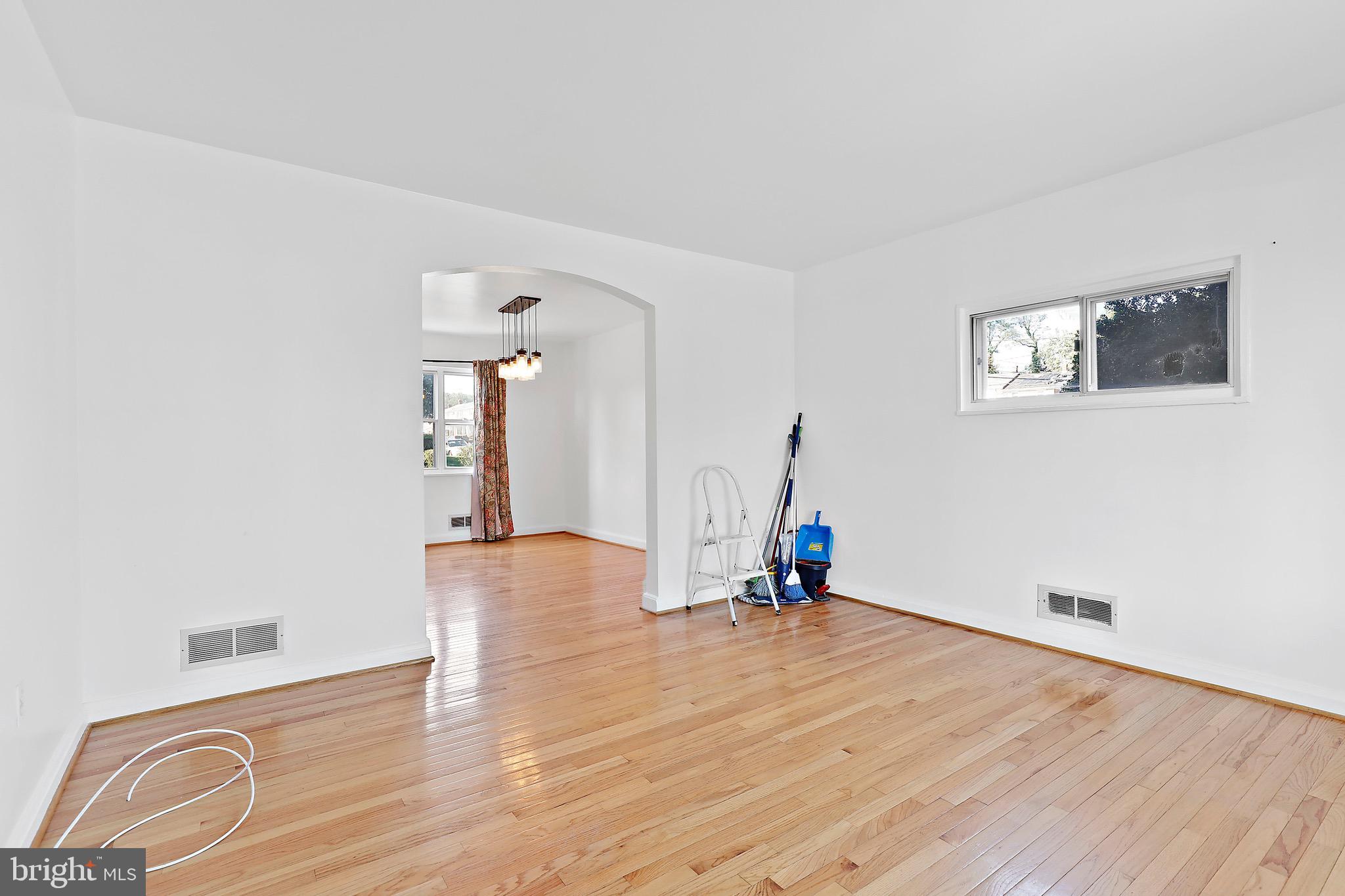 BEECHFIELD - Residential Lease