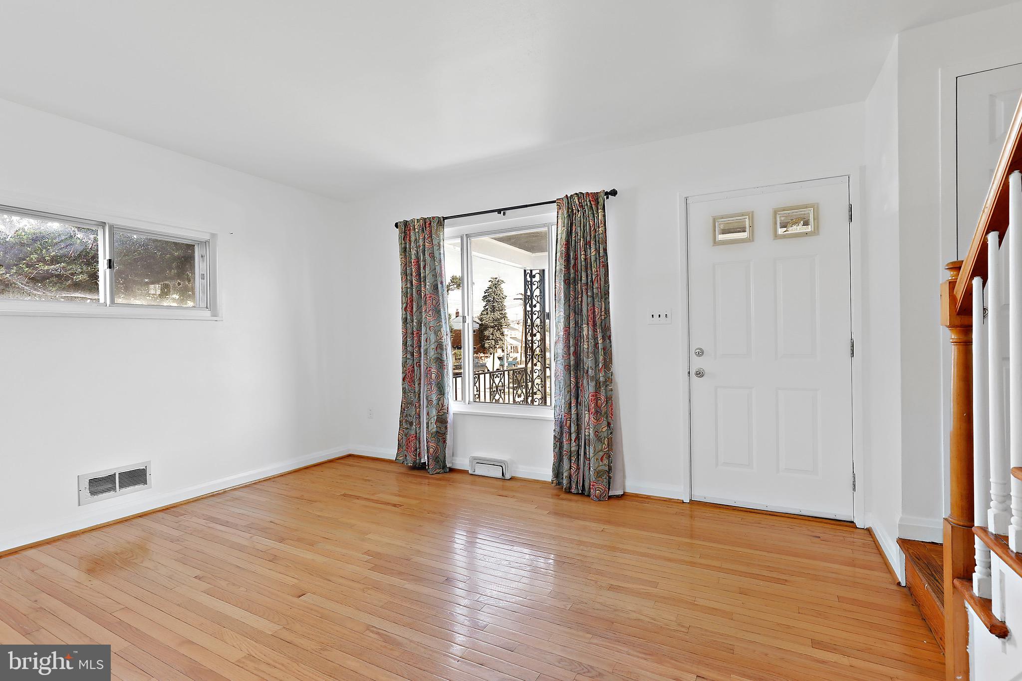 BEECHFIELD - Residential Lease