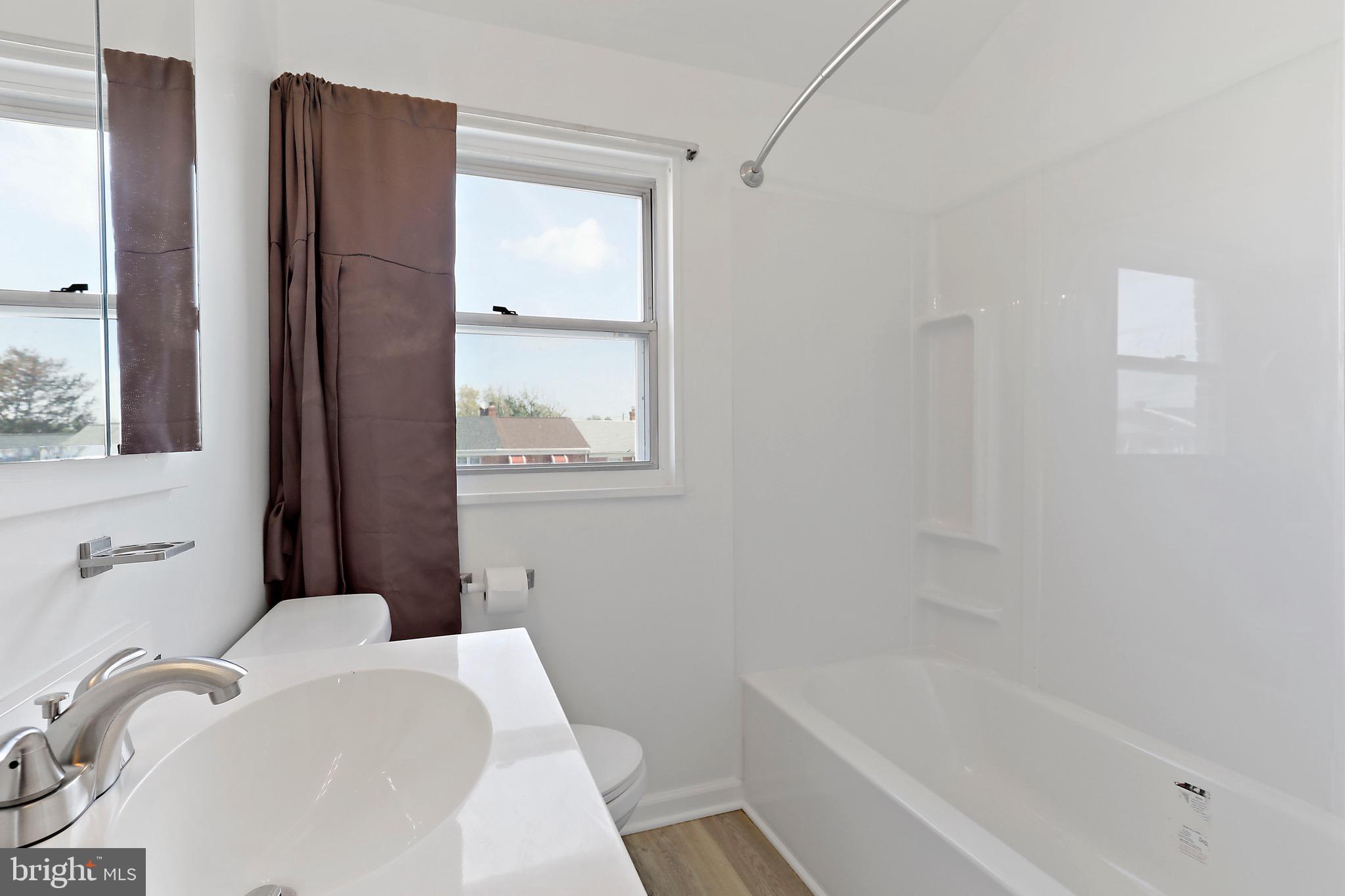 BEECHFIELD - Residential Lease