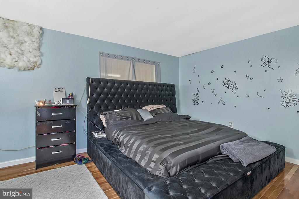 VILLAGE TOWNHOMES - Residential