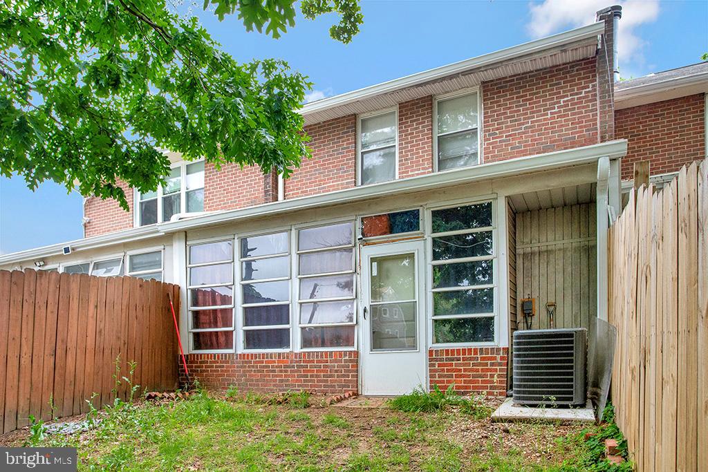 VILLAGE TOWNHOMES - Residential