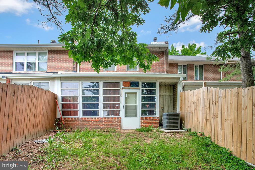 VILLAGE TOWNHOMES - Residential