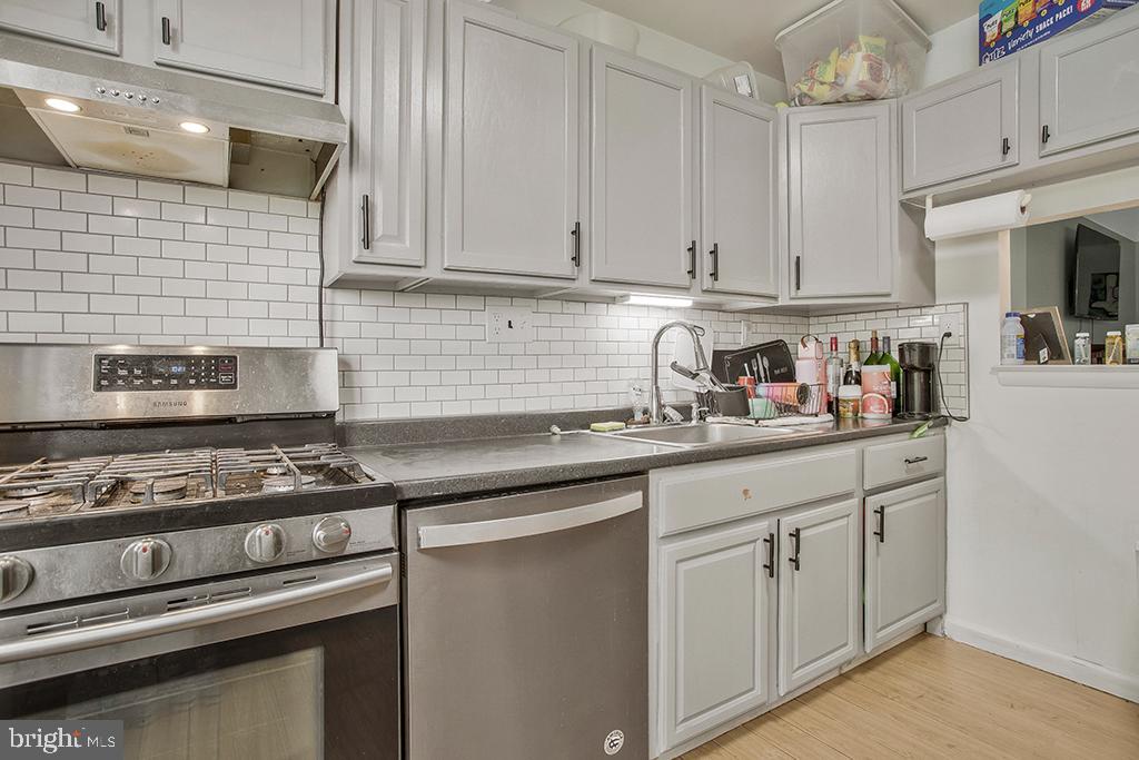 VILLAGE TOWNHOMES - Residential