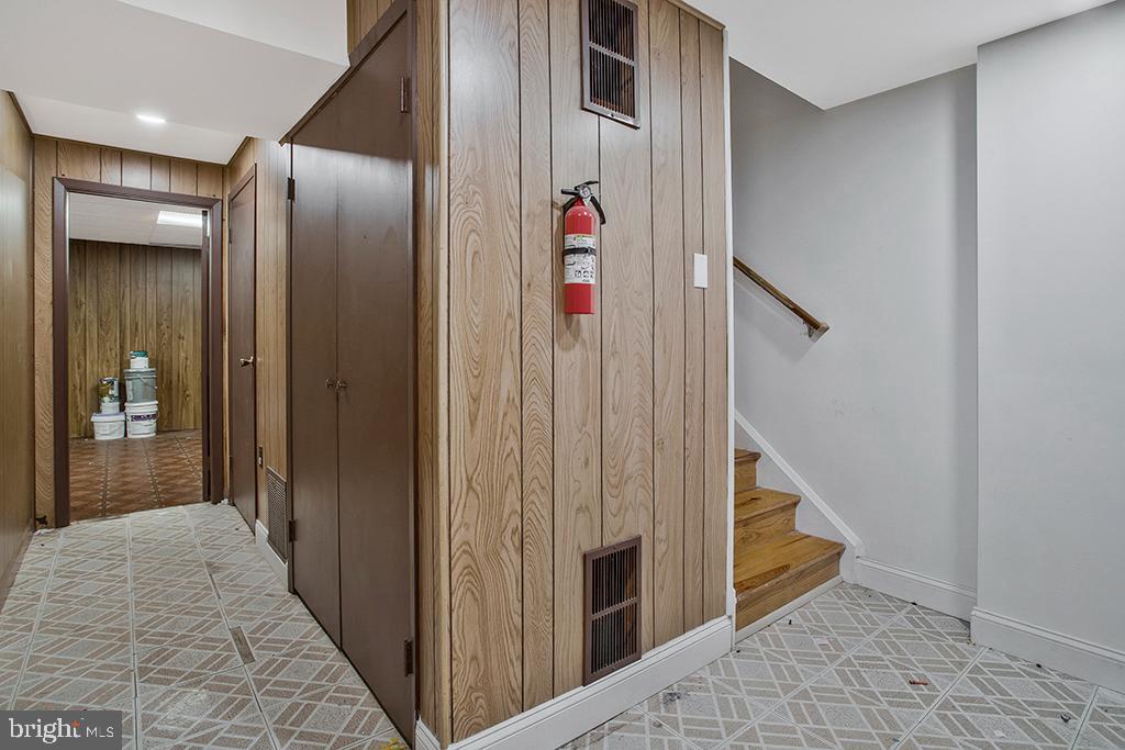 VILLAGE TOWNHOMES - Residential