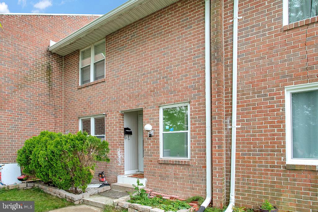 VILLAGE TOWNHOMES - Residential