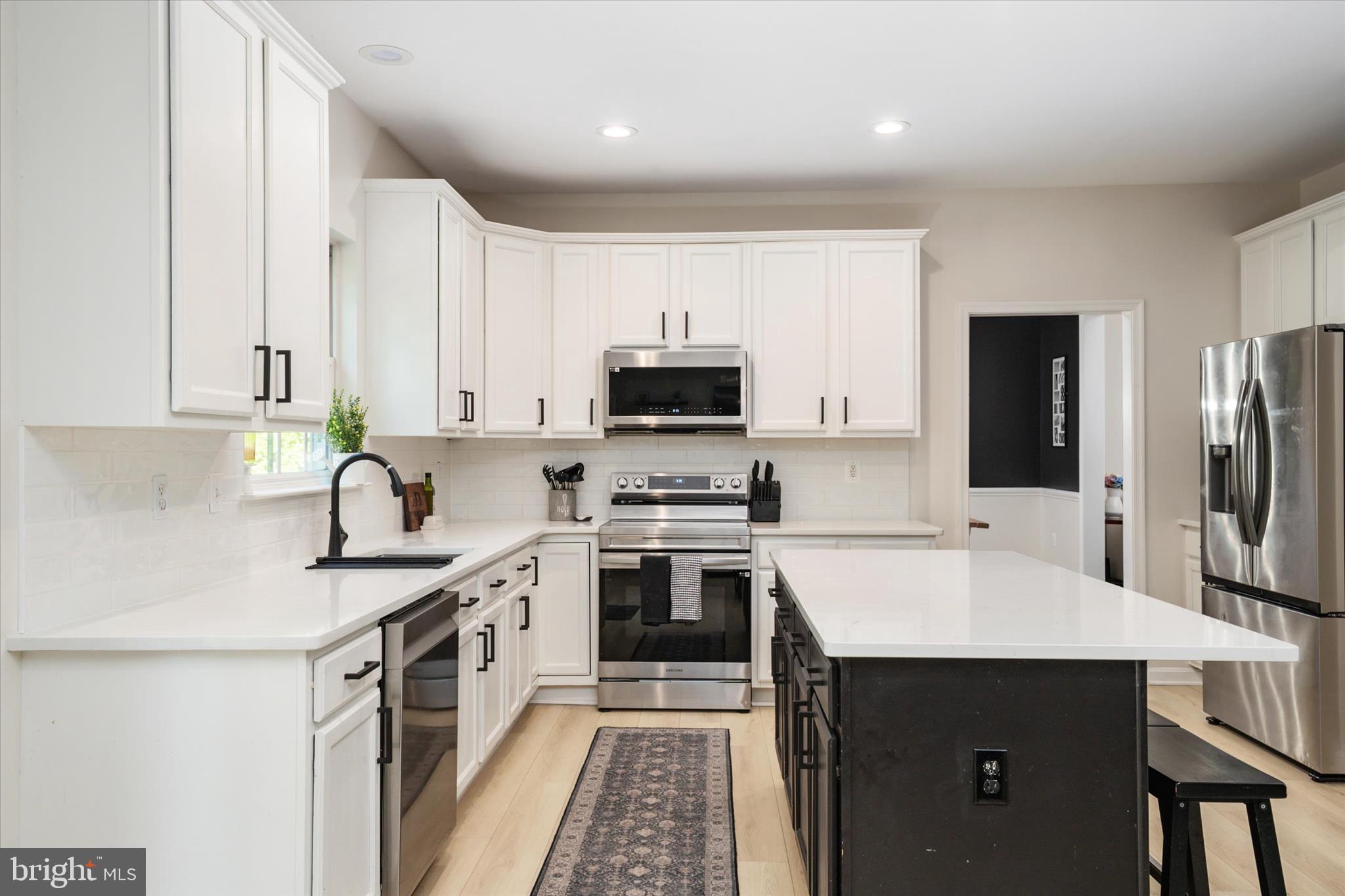 SAYBROOKE WOODS - Residential