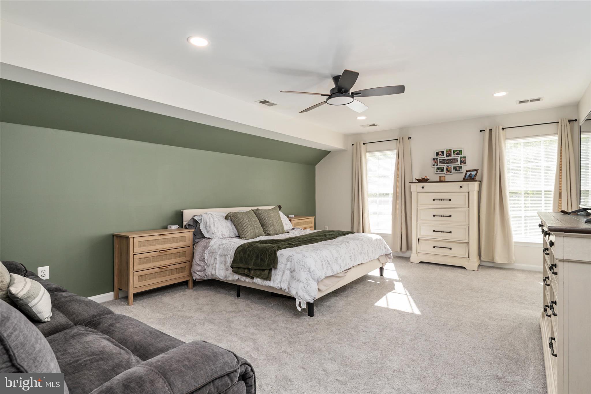 SAYBROOKE WOODS - Residential