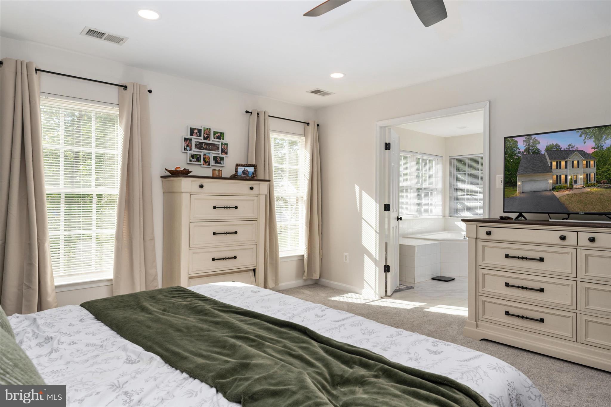 SAYBROOKE WOODS - Residential