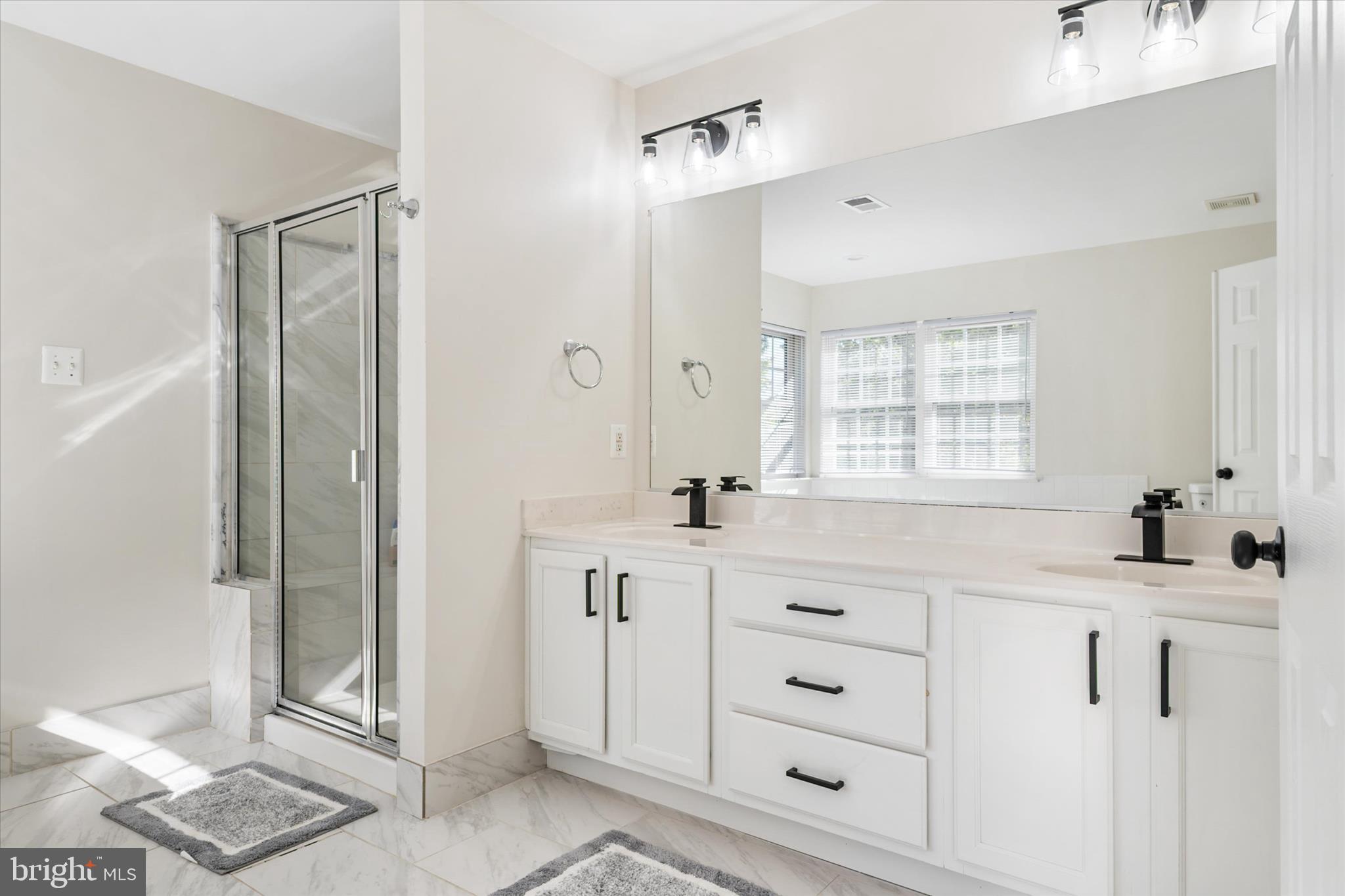 SAYBROOKE WOODS - Residential