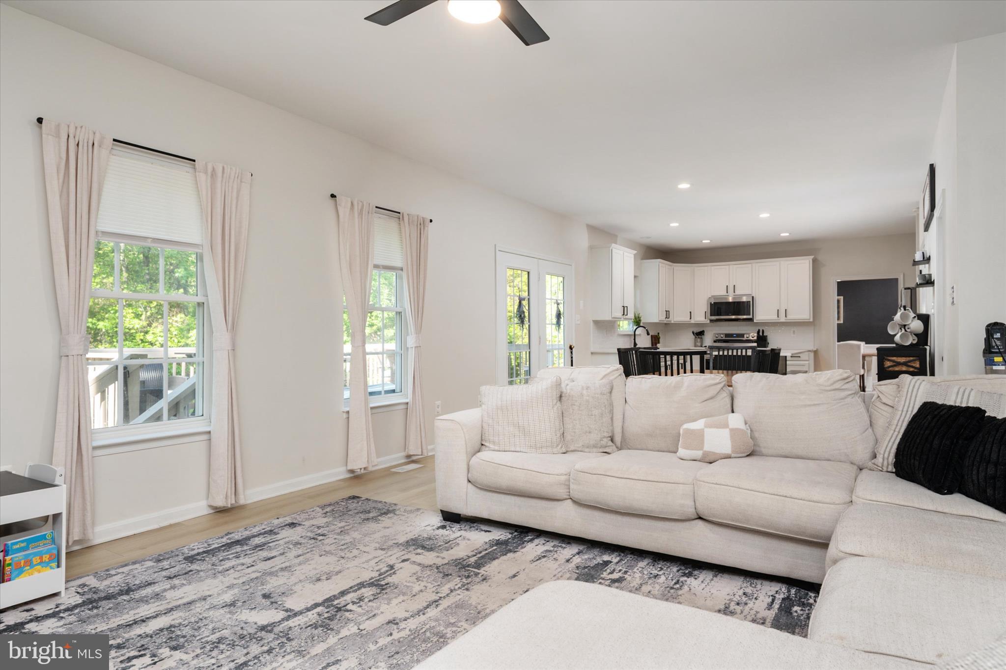 SAYBROOKE WOODS - Residential