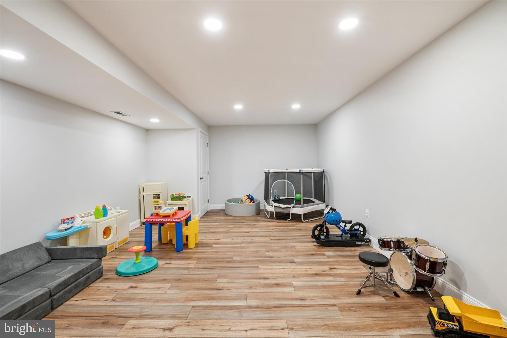 SAYBROOKE WOODS - Residential