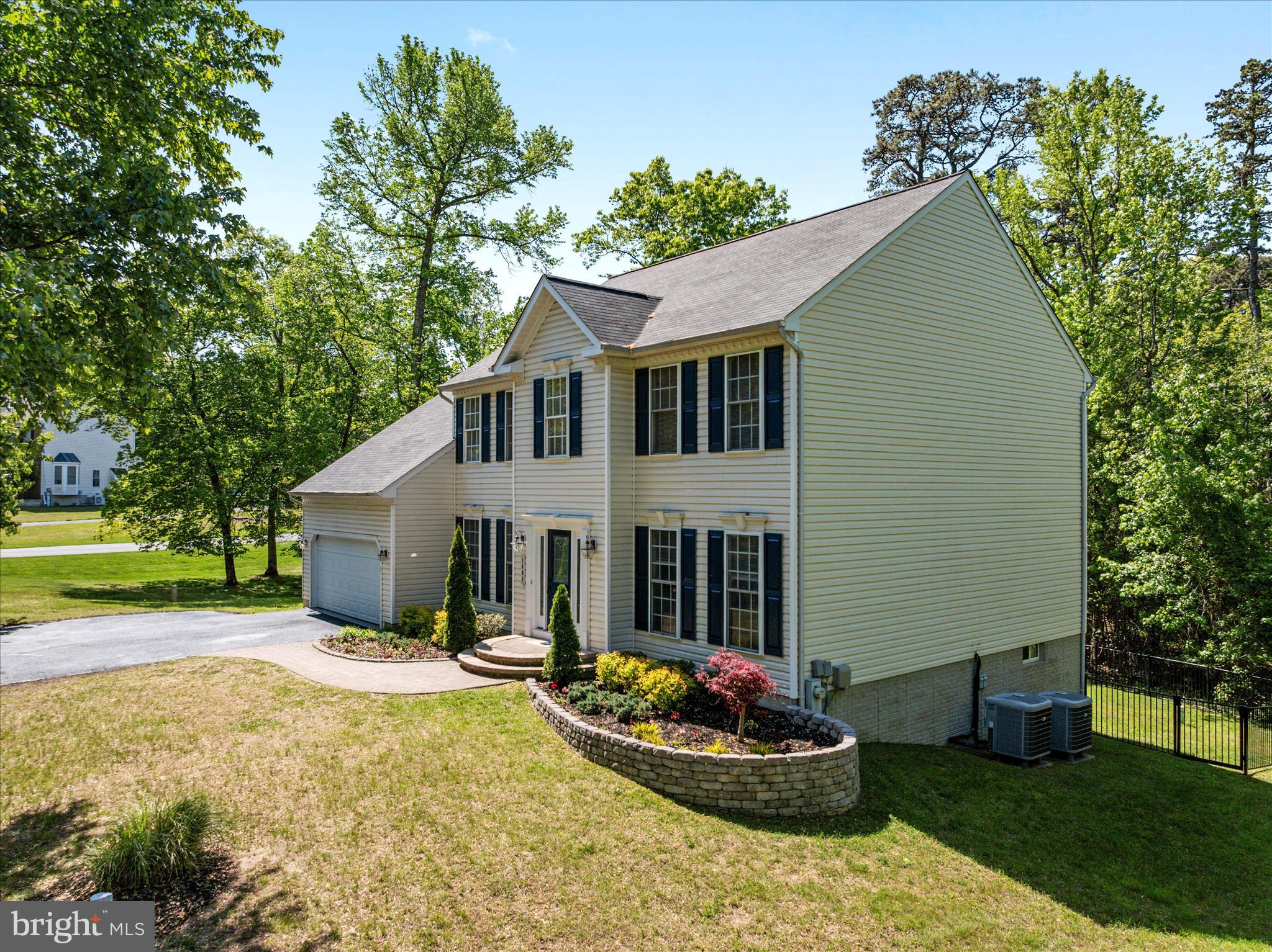 SAYBROOKE WOODS - Residential