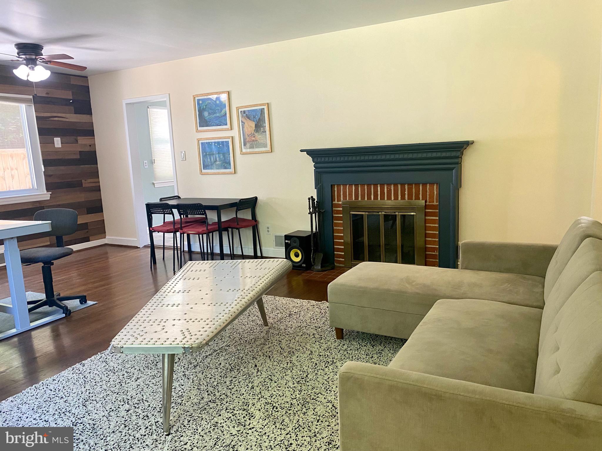 SOUTH FOUR CORNERS - Residential Lease