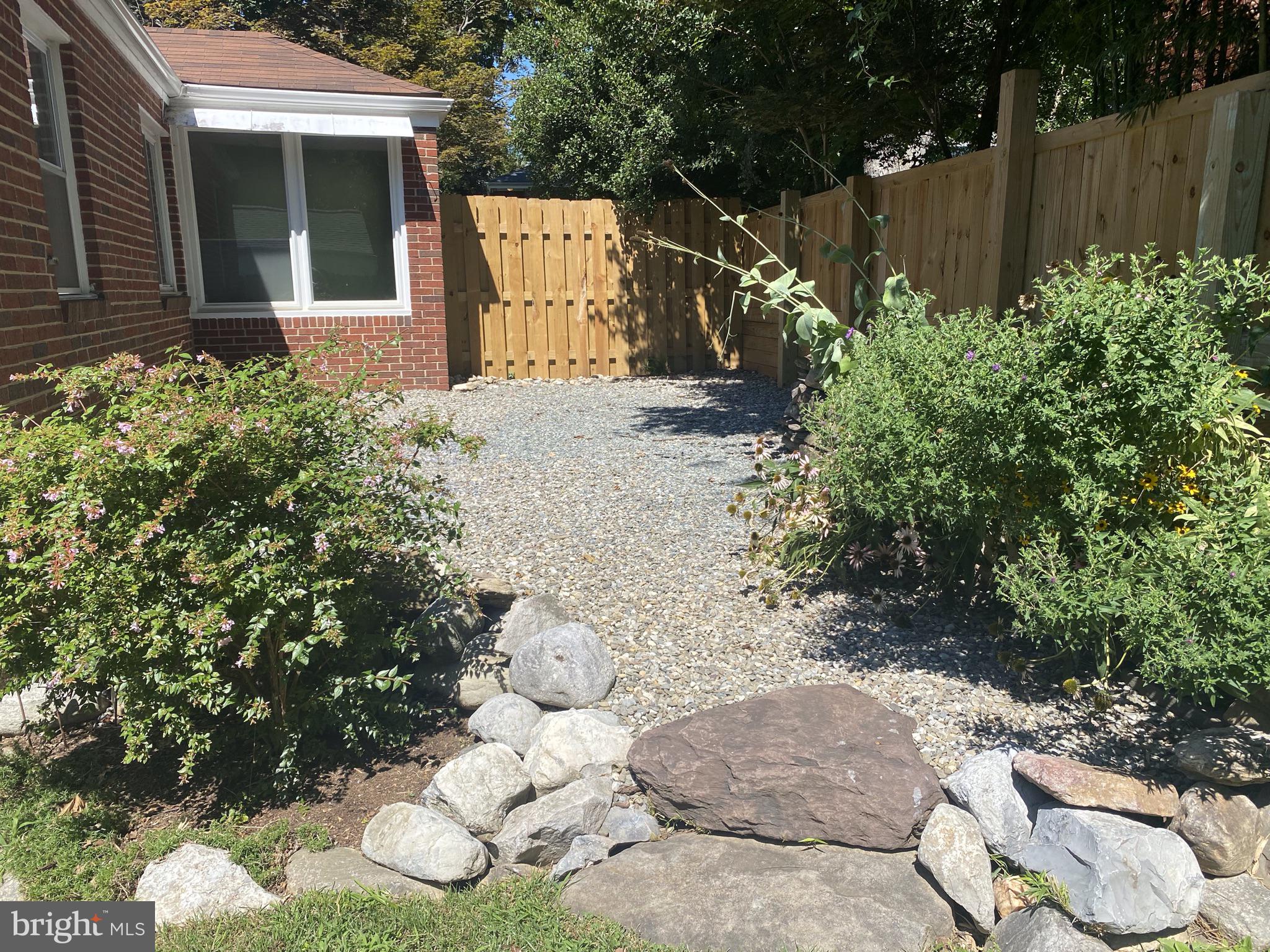 SOUTH FOUR CORNERS - Residential Lease