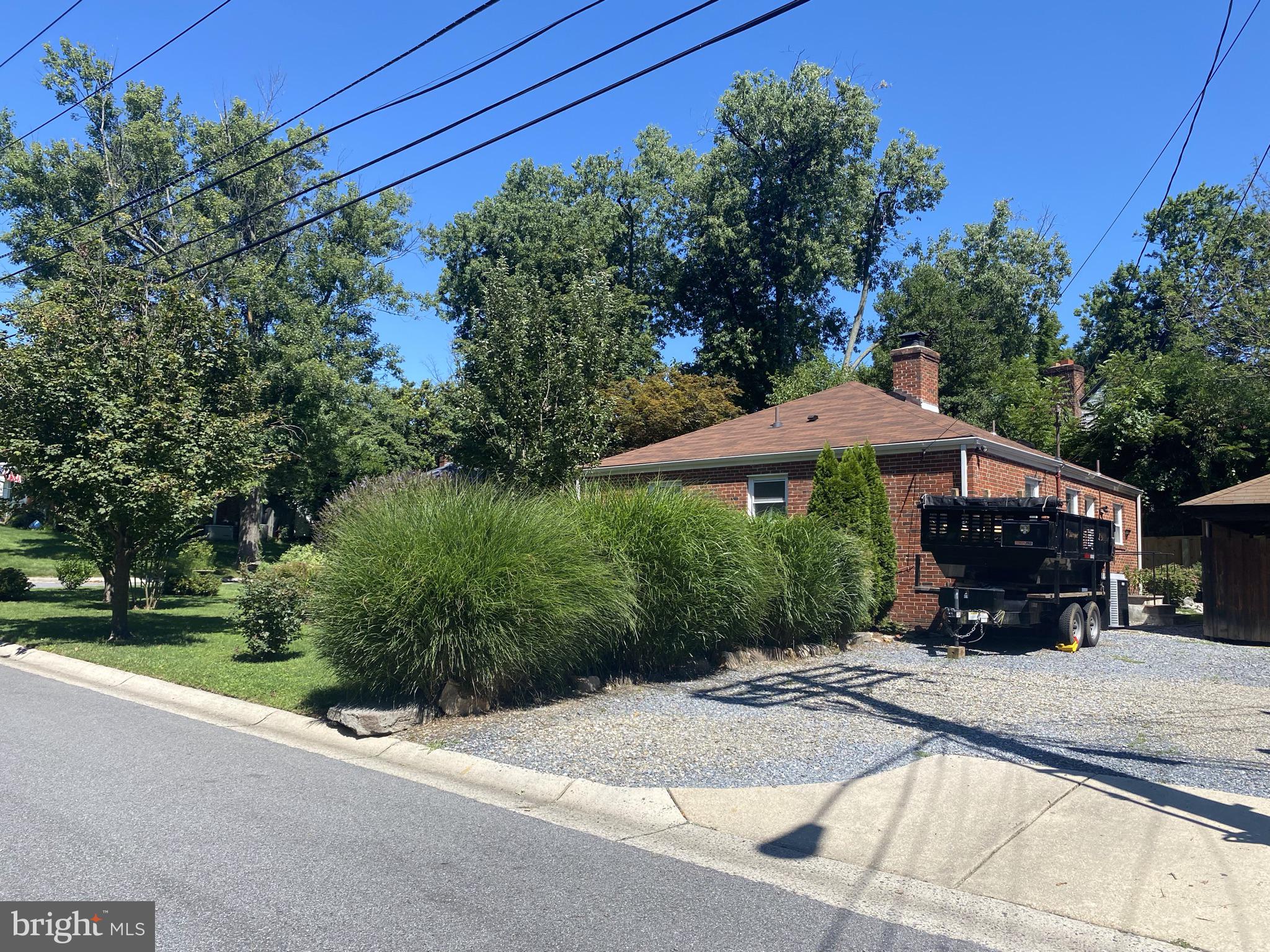 SOUTH FOUR CORNERS - Residential Lease