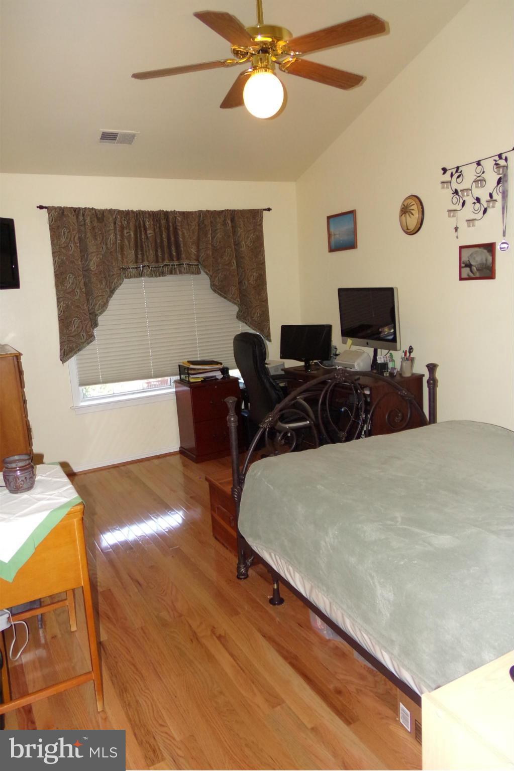 OLD TOWN STATION - Residential