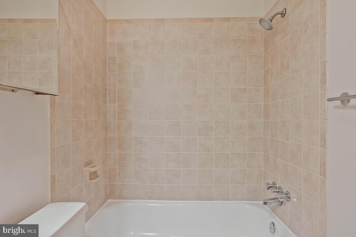 WOODBURN VILLAGE - Residential