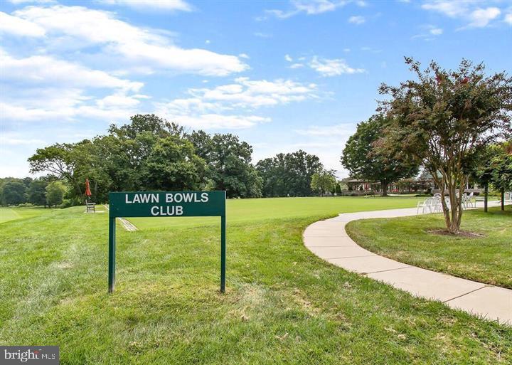 VANTAGE POINT EAST @ LEISURE WORLD - Residential