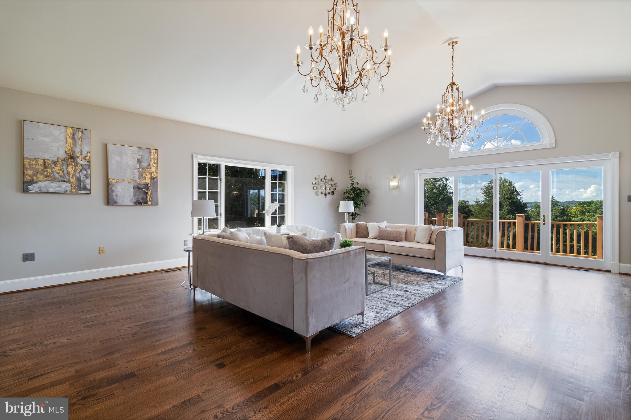 LOCUST GROVE ESTATES SUB - Residential