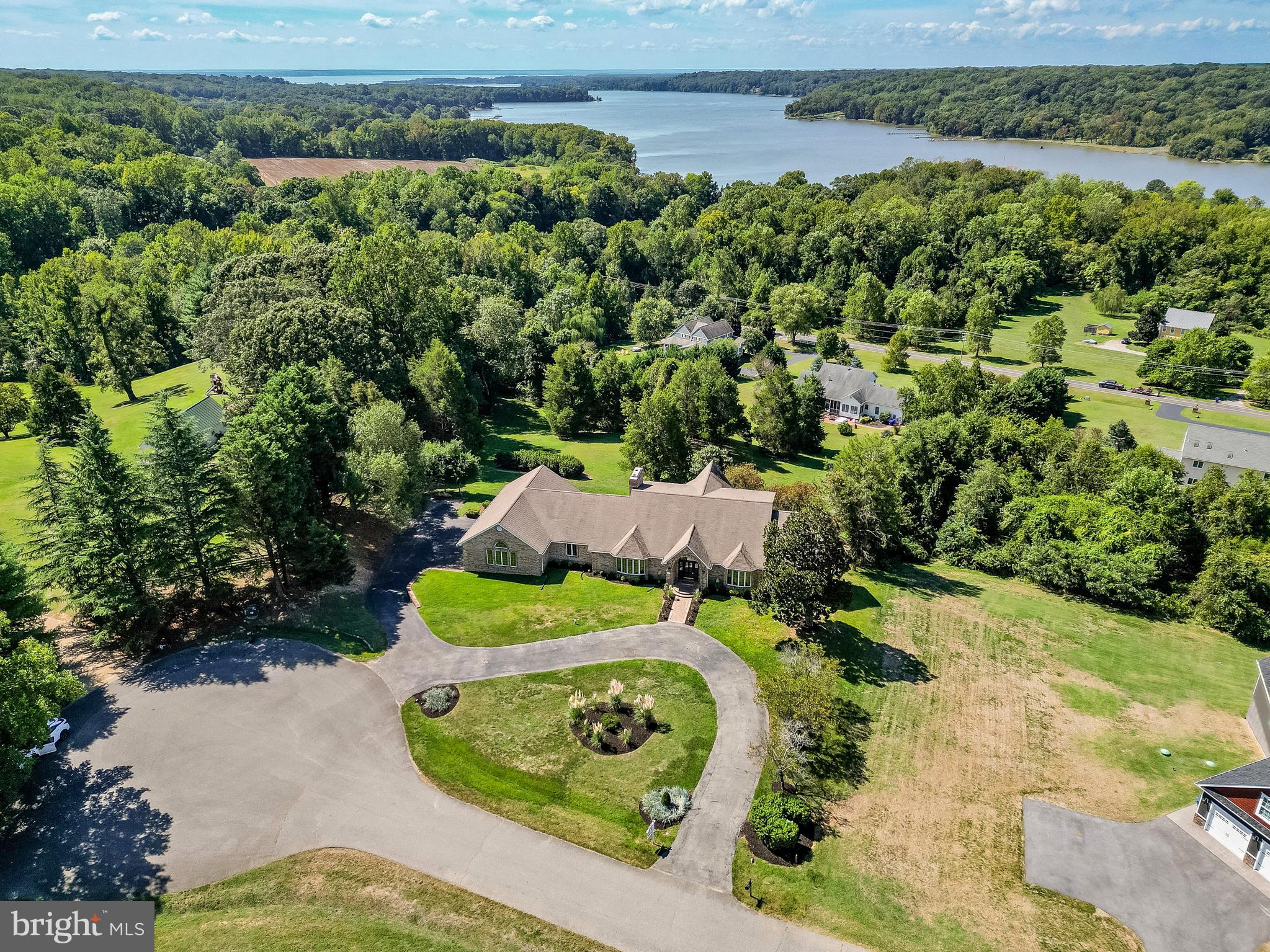 LOCUST GROVE ESTATES SUB - Residential