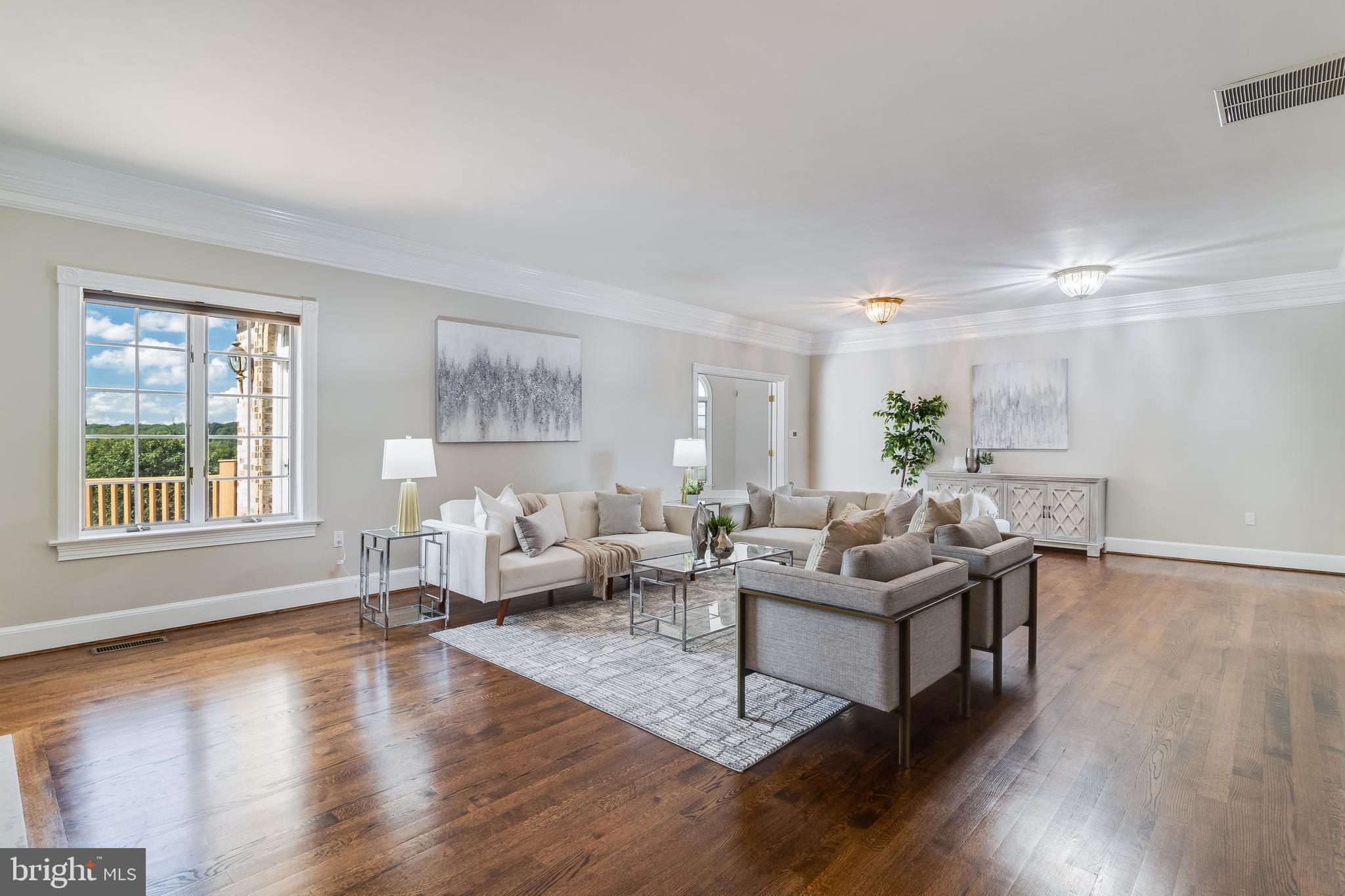 LOCUST GROVE ESTATES SUB - Residential