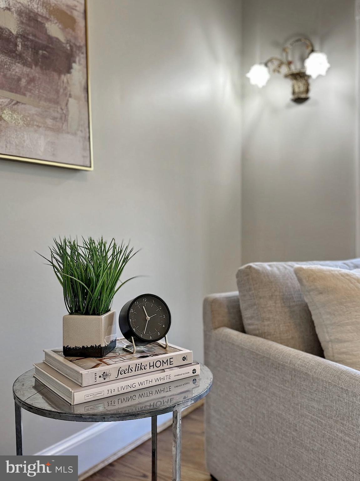 LOCUST GROVE ESTATES SUB - Residential