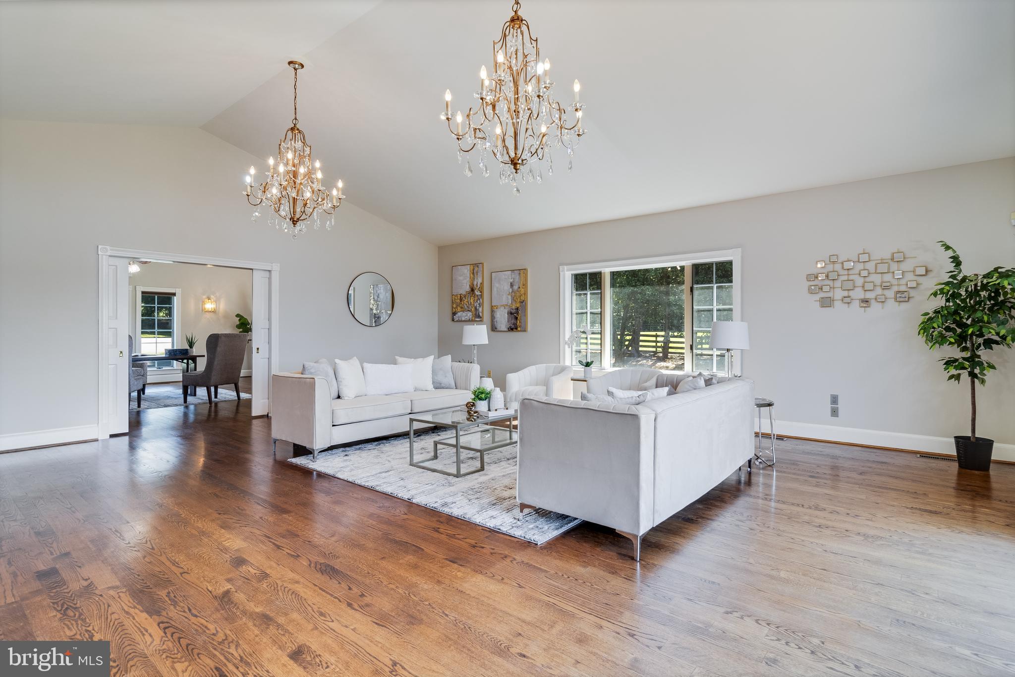 LOCUST GROVE ESTATES SUB - Residential