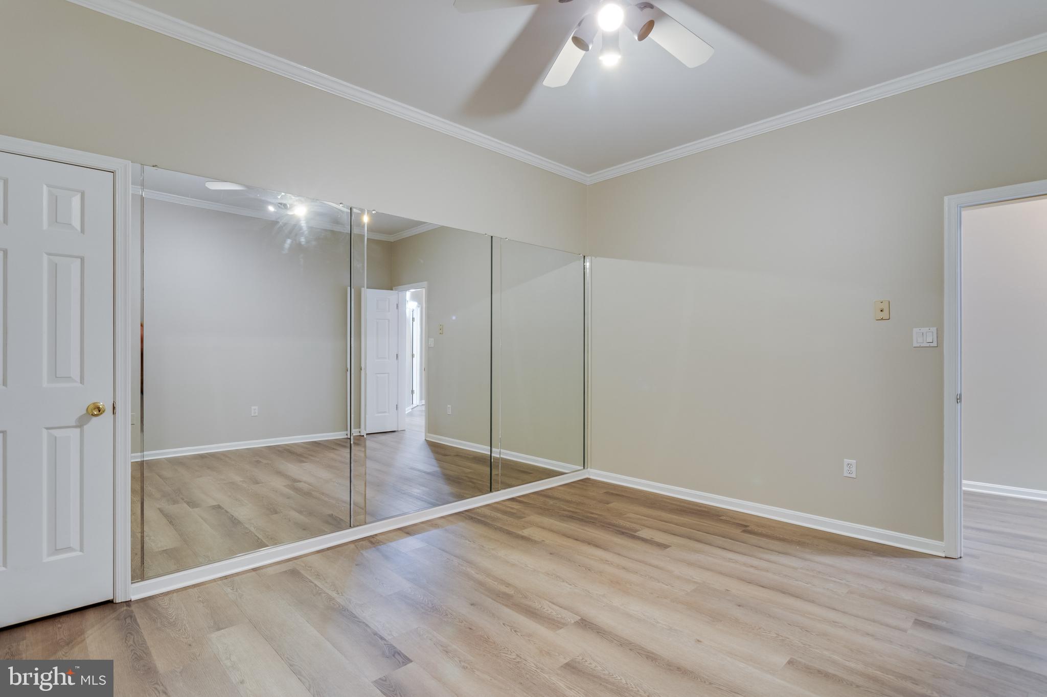 LOCUST GROVE ESTATES SUB - Residential